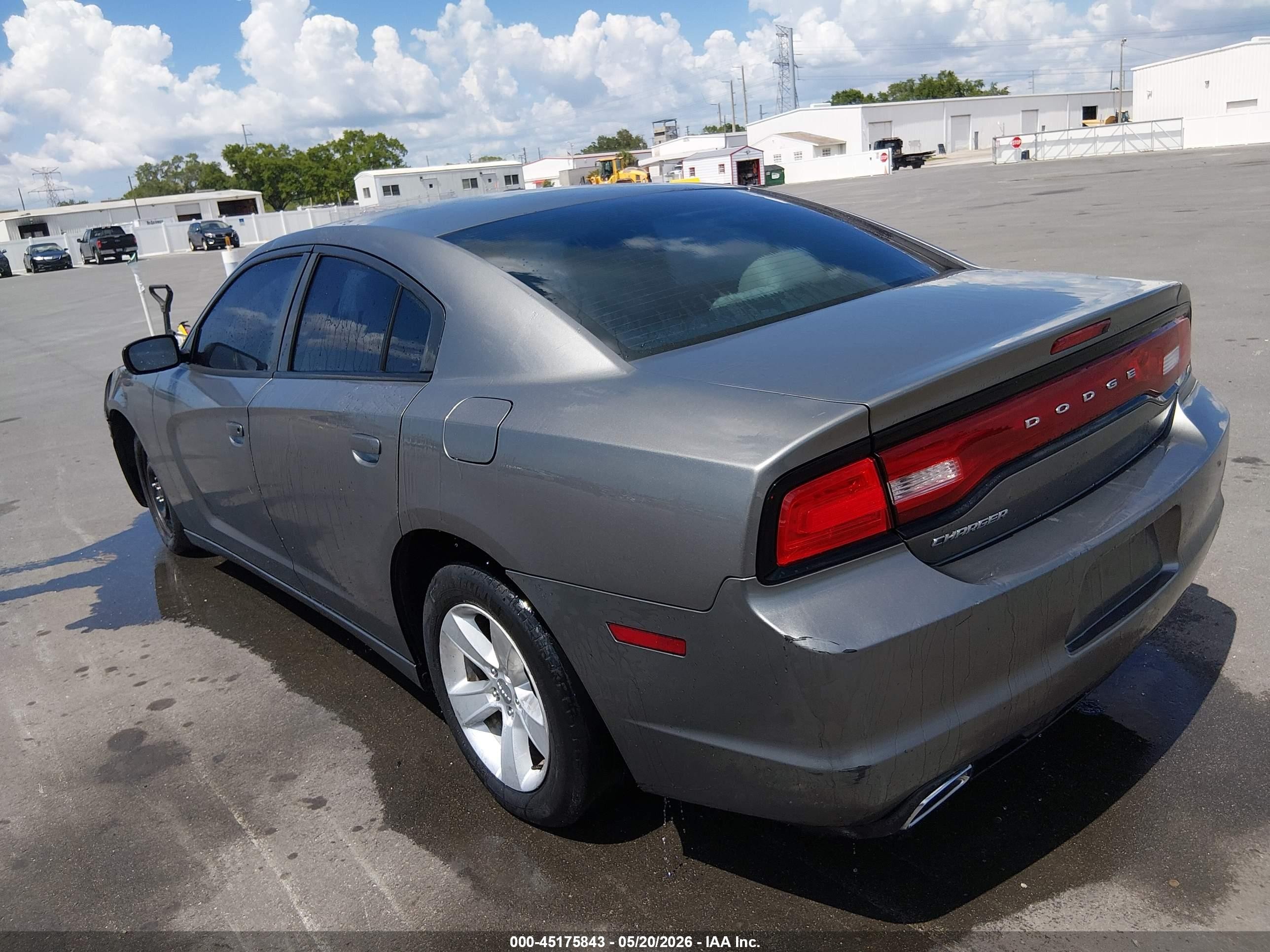 2011 Dodge Charger   Gray vin: 2B3CL3CG6BH608006