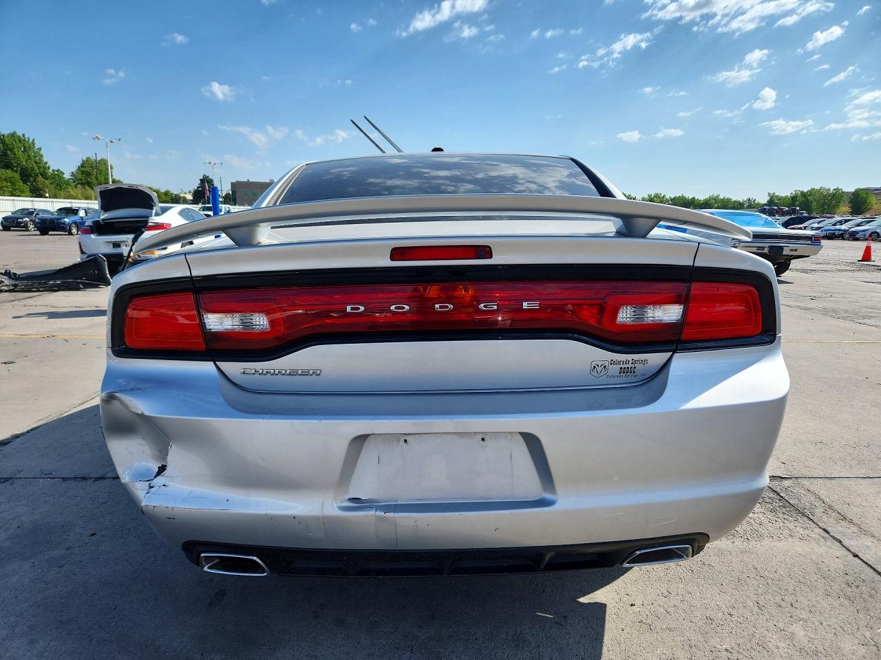 2011 Dodge Charger Серебряный vin: 2B3CL3CG6BH613562