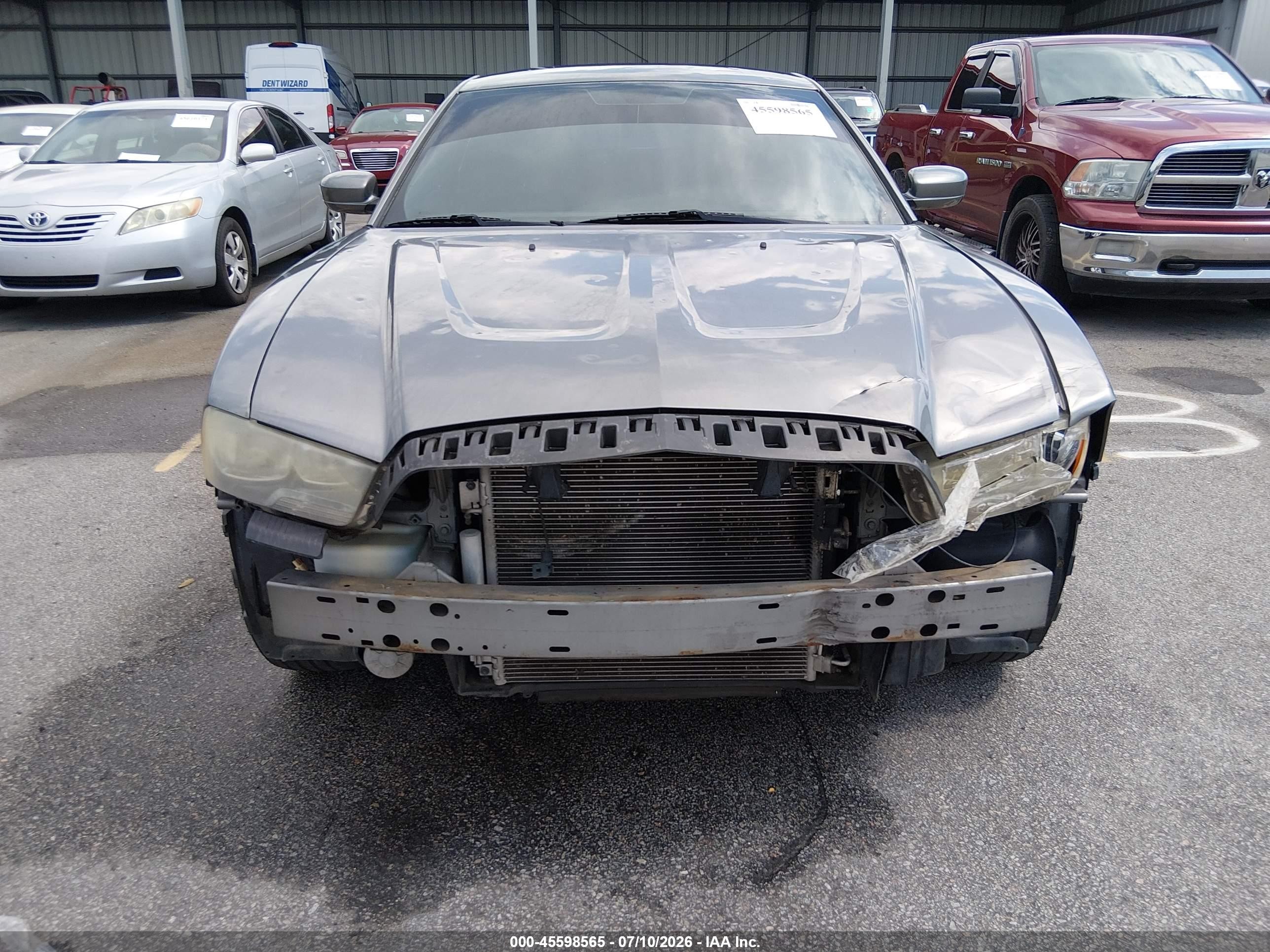 2011 Dodge Charger   Gray vin: 2B3CL3CG8BH577079