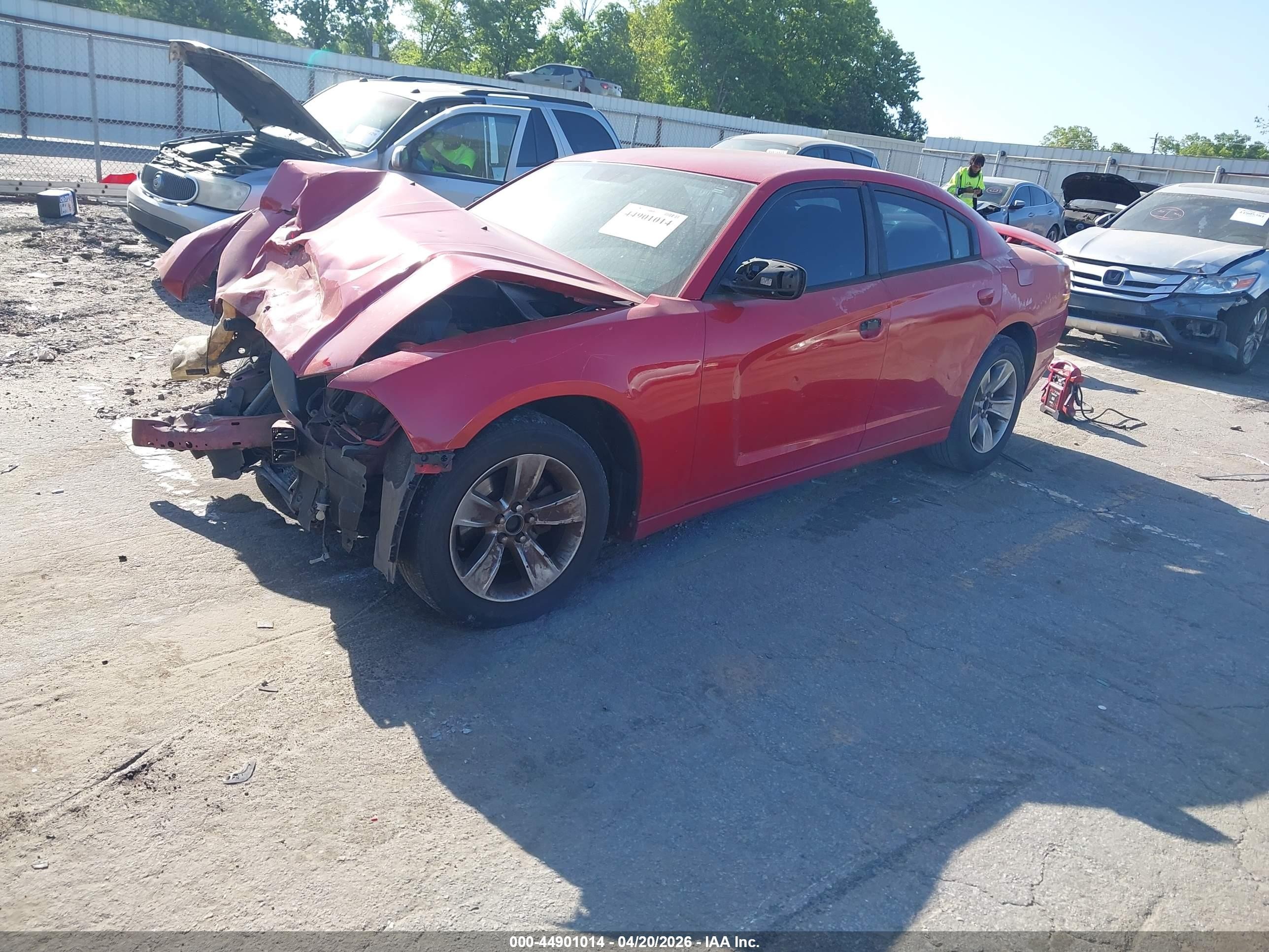 2011 Dodge Charger   Red vin: 2B3CL3CG9BH527095