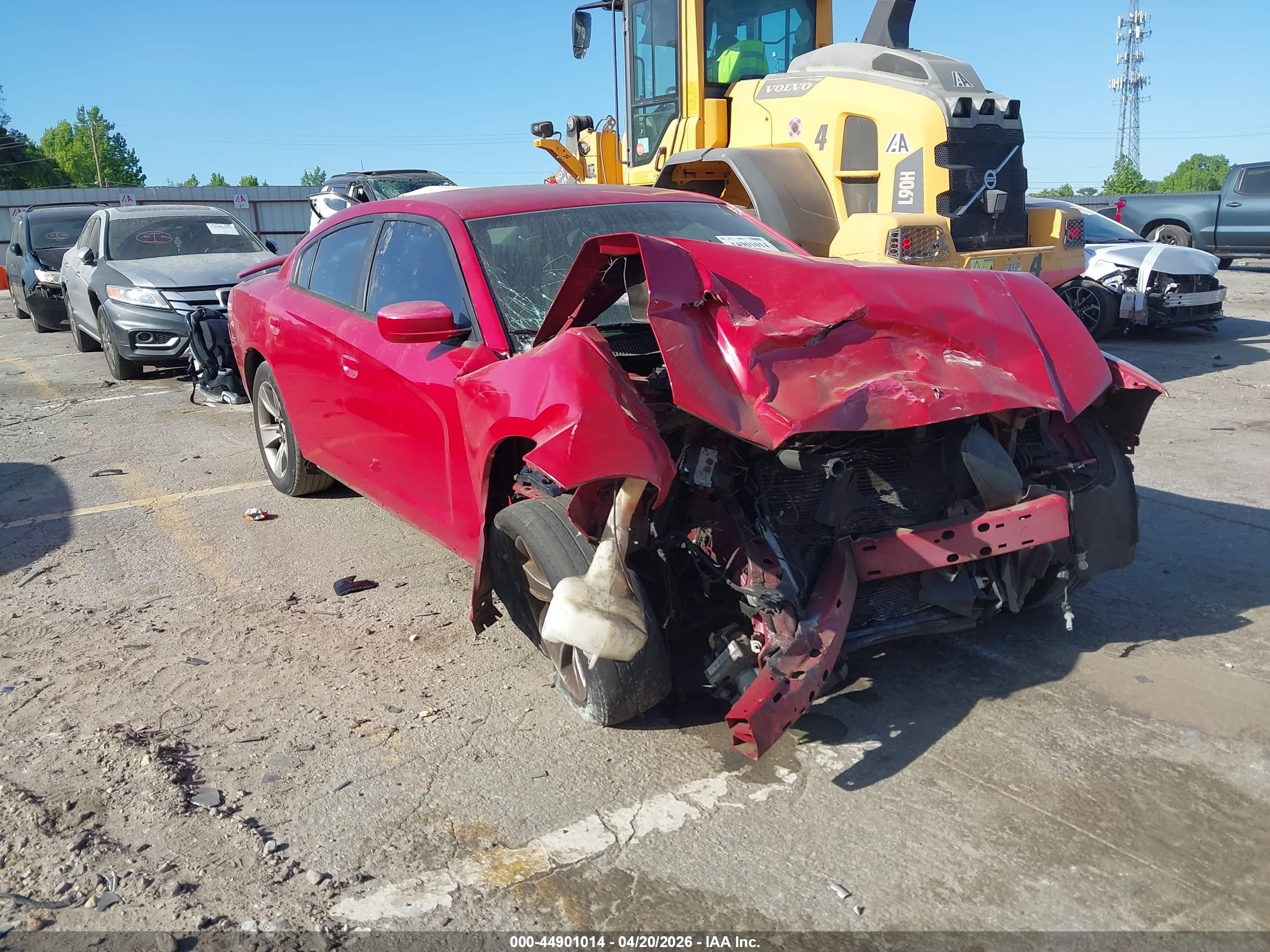 2011 Dodge Charger   Red vin: 2B3CL3CG9BH527095