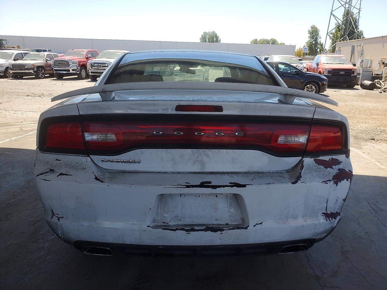 2011 Dodge Charger Base White vin: 2B3CL3CG9BH577169