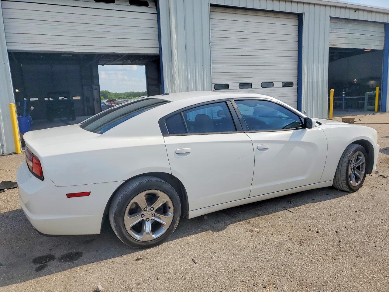 2011 Dodge Charger White vin: 2B3CL3CG9BH592867