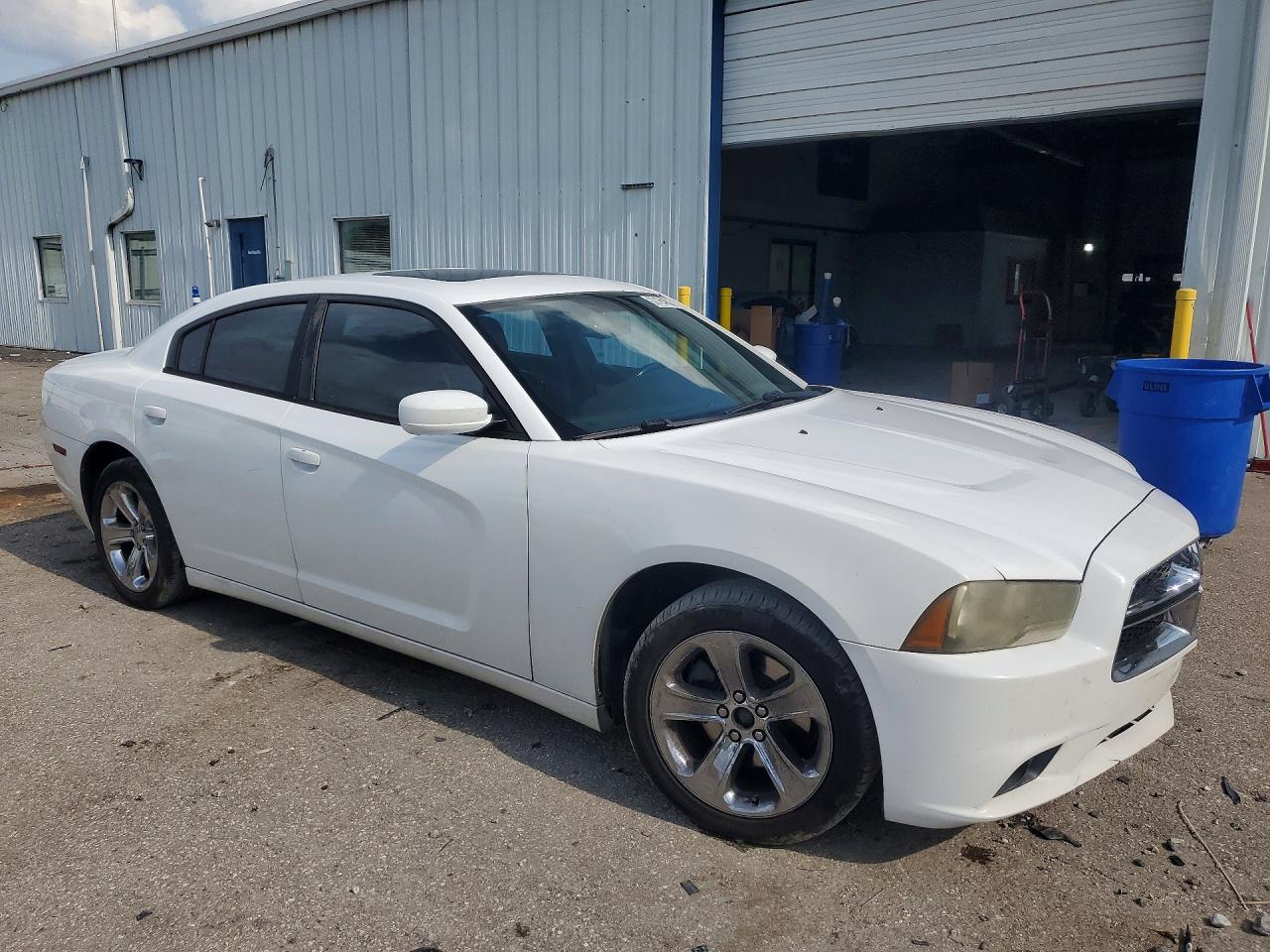 2011 Dodge Charger White vin: 2B3CL3CG9BH592867