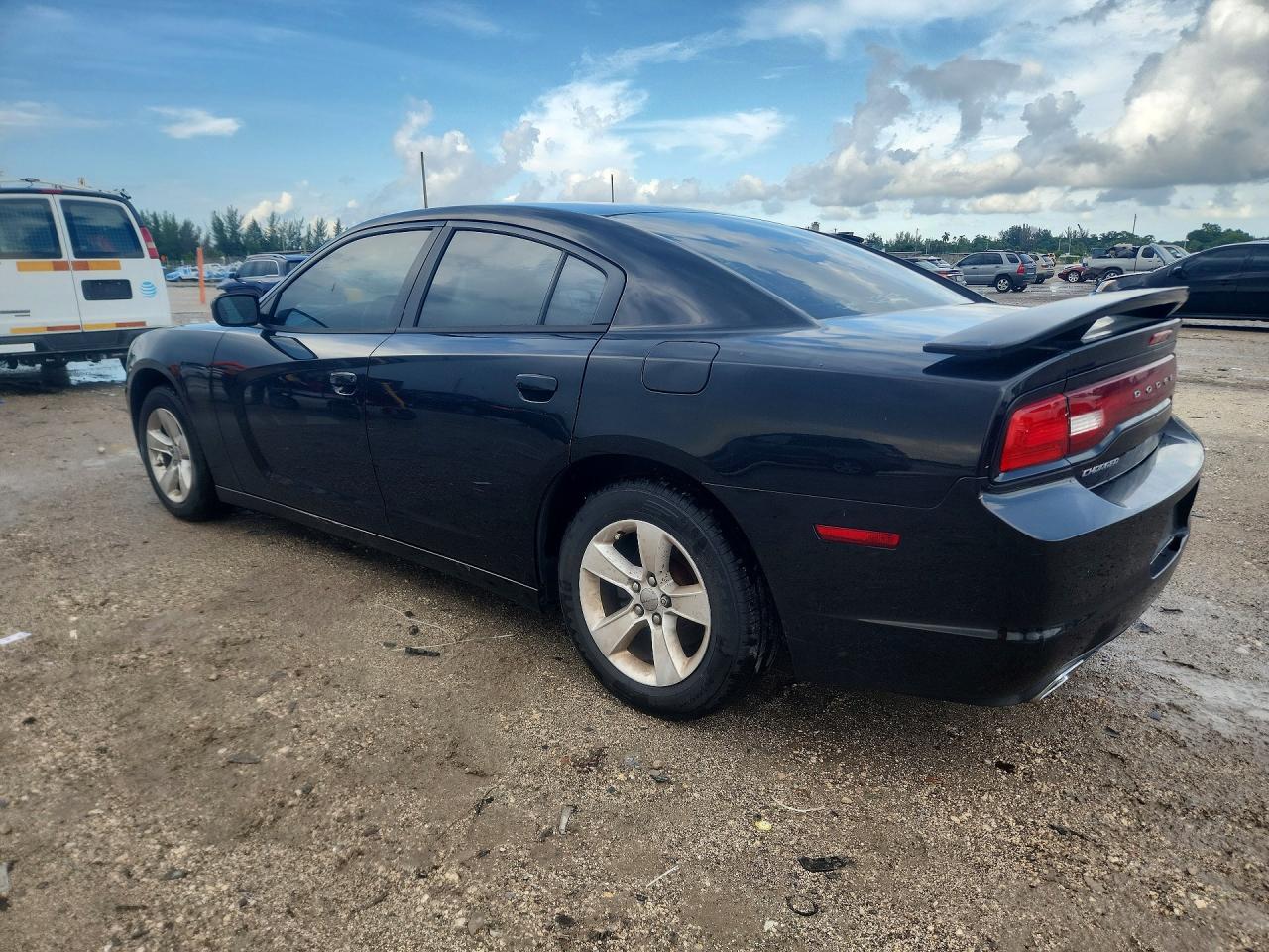 2011 Dodge Charger Black vin: 2B3CL3CGXBH511374