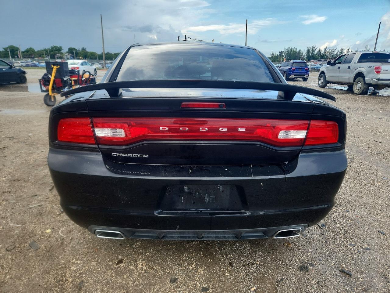 2011 Dodge Charger Black vin: 2B3CL3CGXBH511374