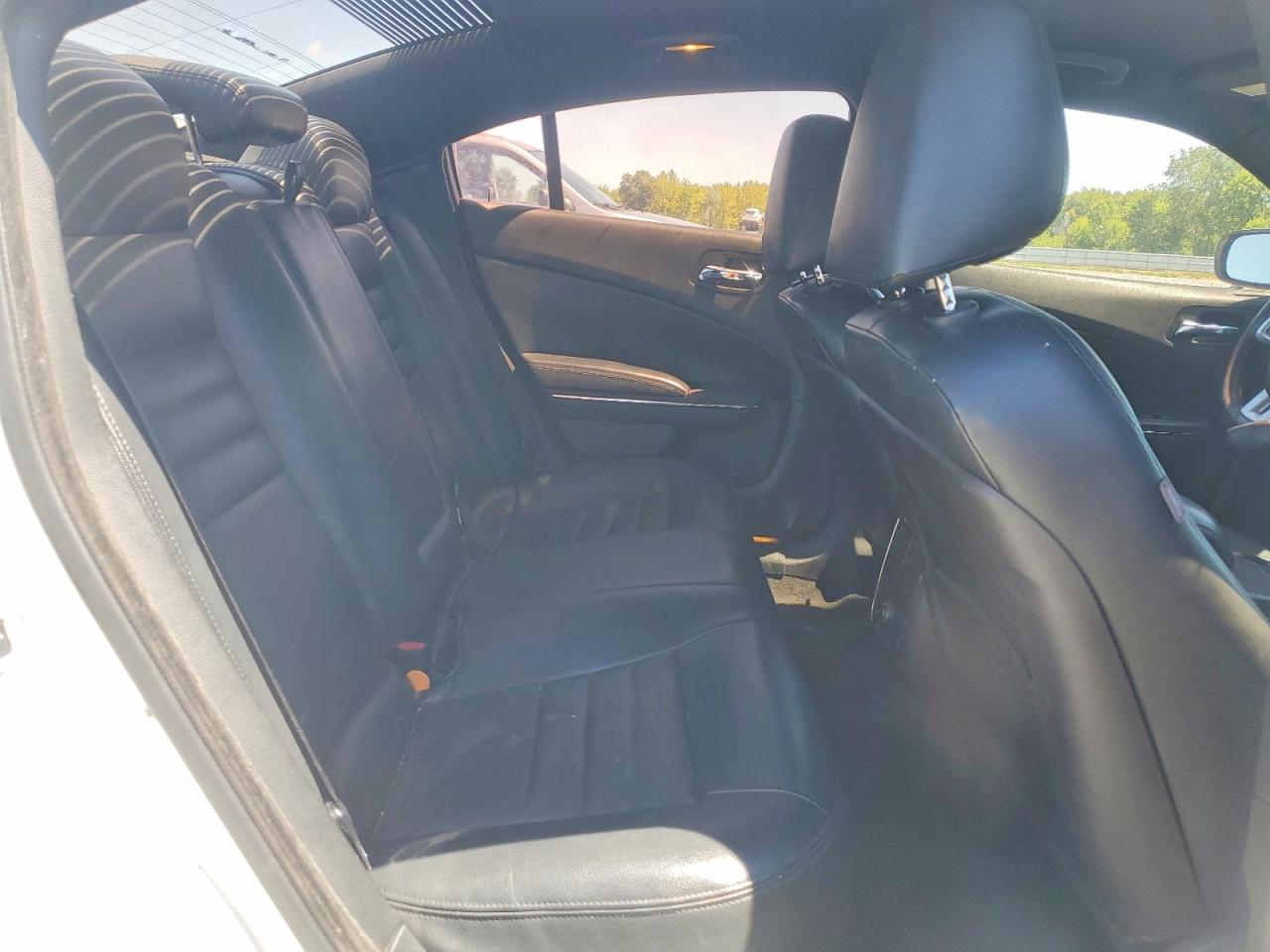 2011 Dodge Charger Белый vin: 2B3CL3CGXBH545511