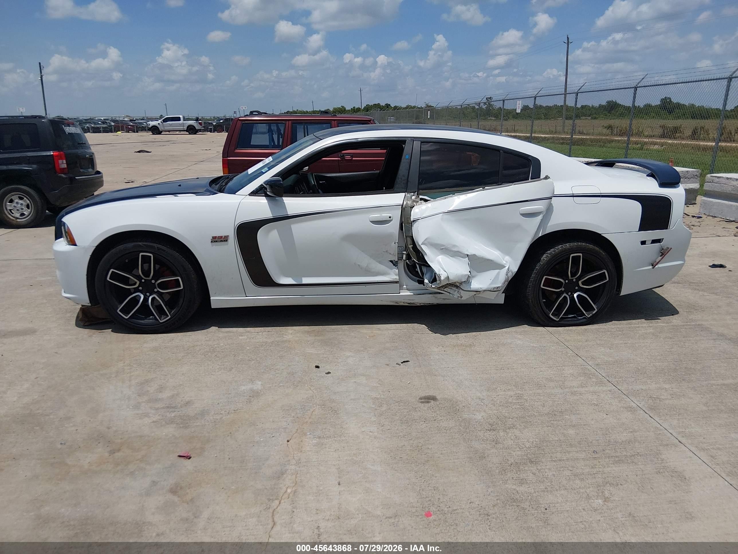 2011 Dodge Charger Белый vin: 2B3CL3CGXBH606291