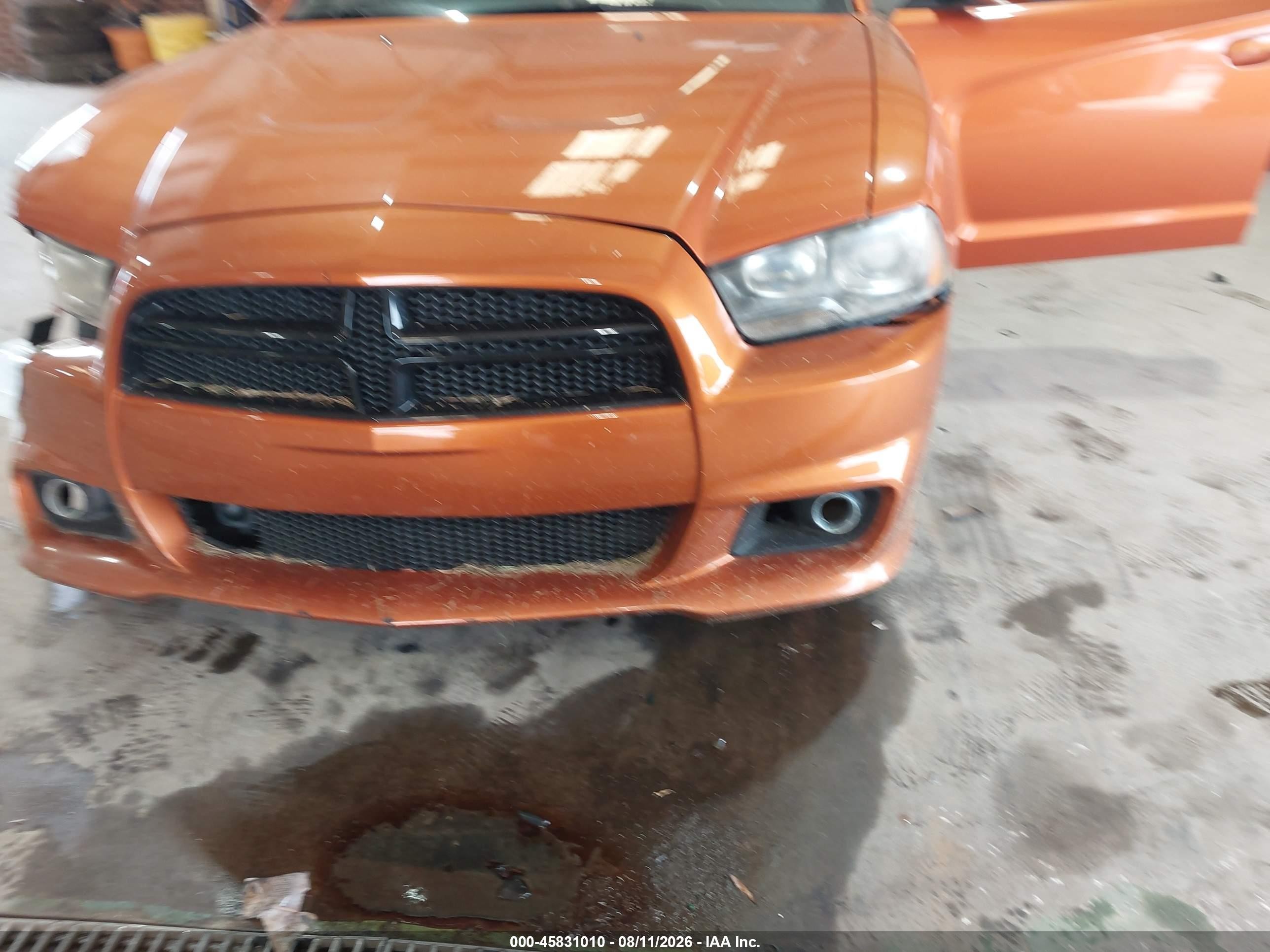 2011 Dodge Charger R/t Gold vin: 2B3CL5CT2BH526024