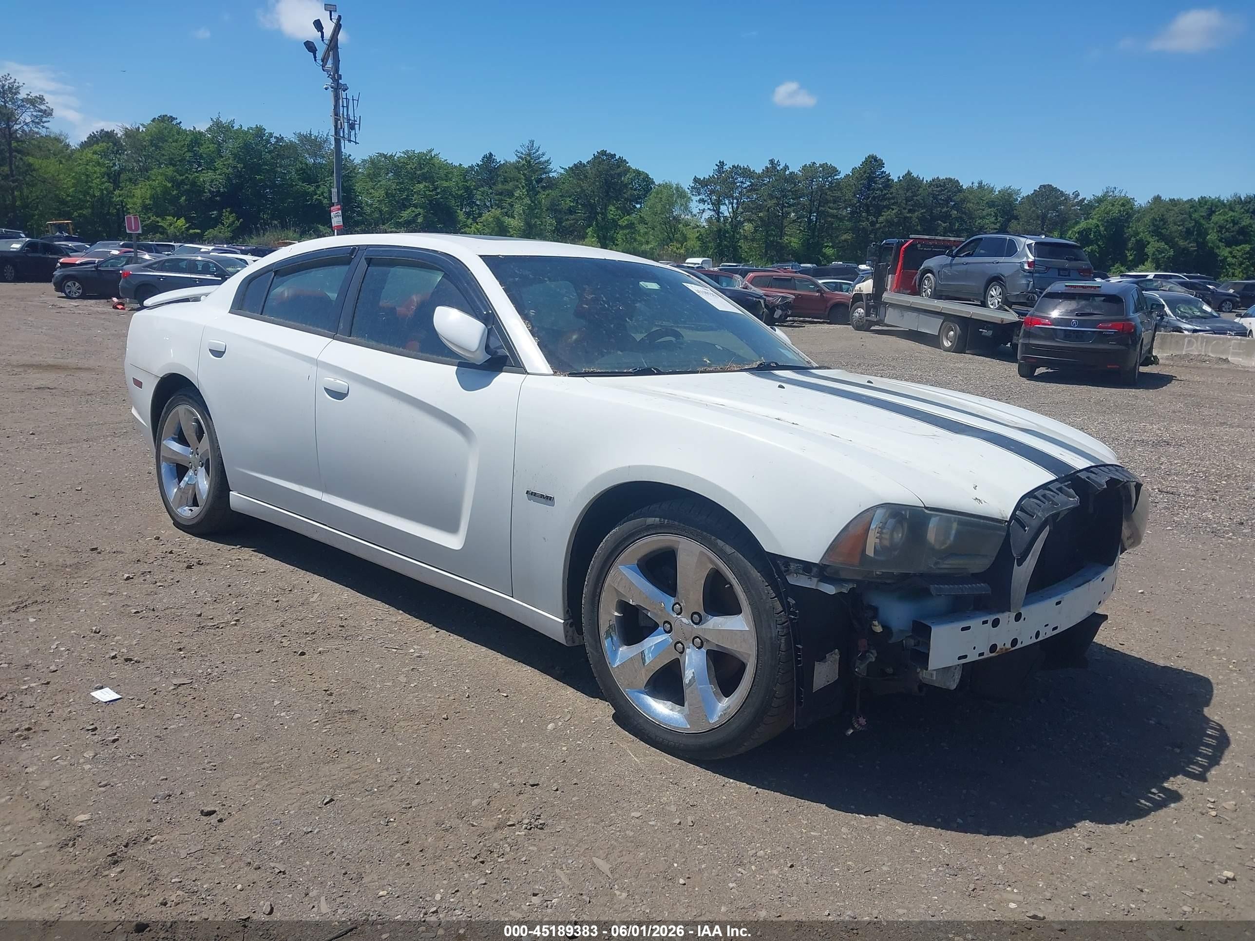 2011 Dodge Charger R/t White vin: 2B3CL5CT3BH502704
