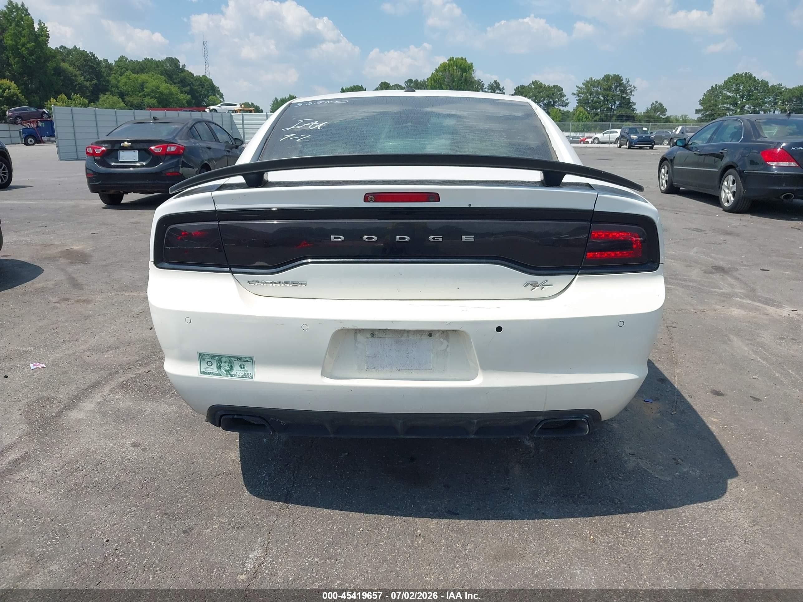 2011 Dodge Charger R/t White vin: 2B3CL5CT5BH555100
