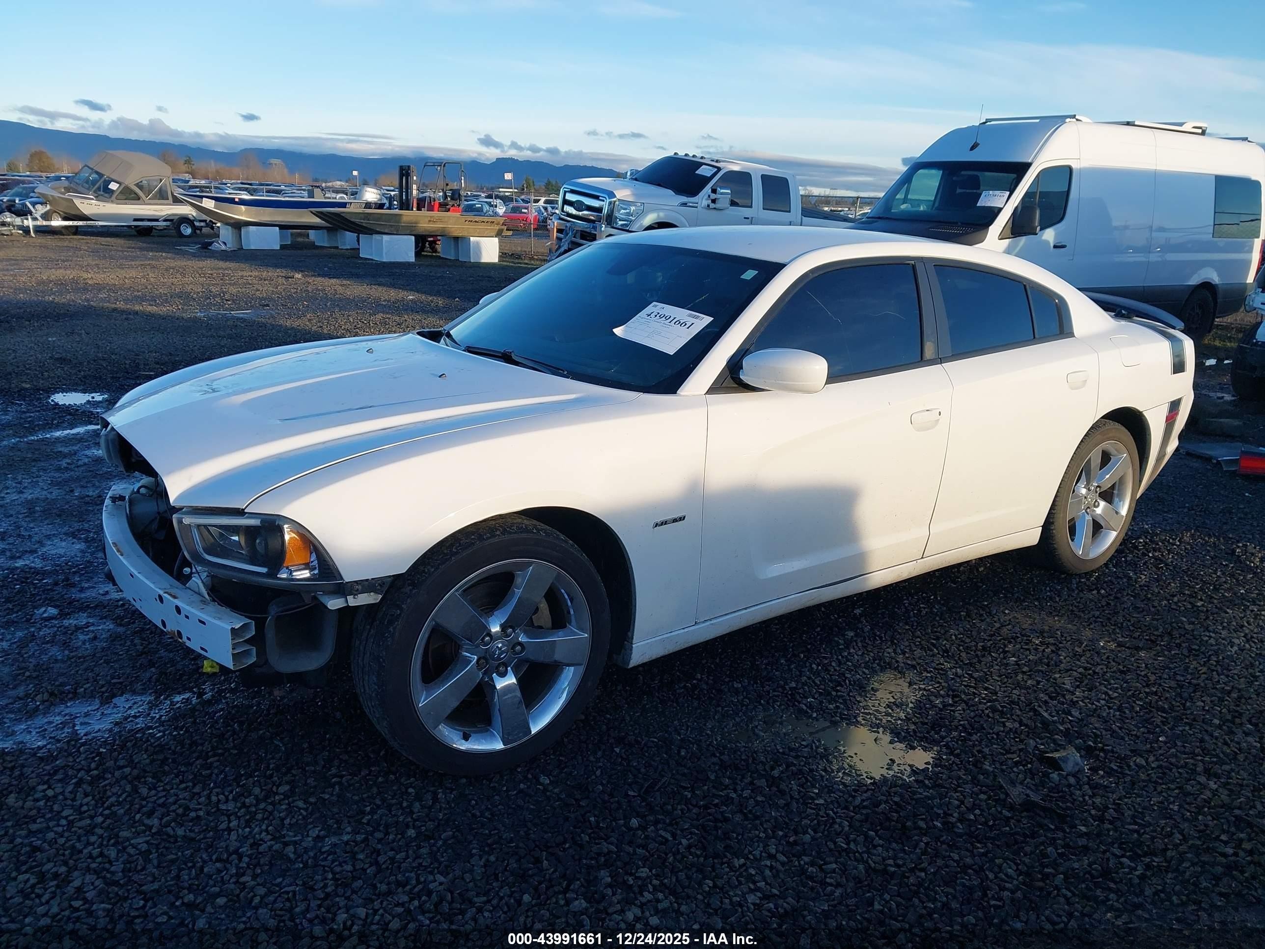 2011 Dodge Charger R/t White vin: 2B3CL5CT6BH571967