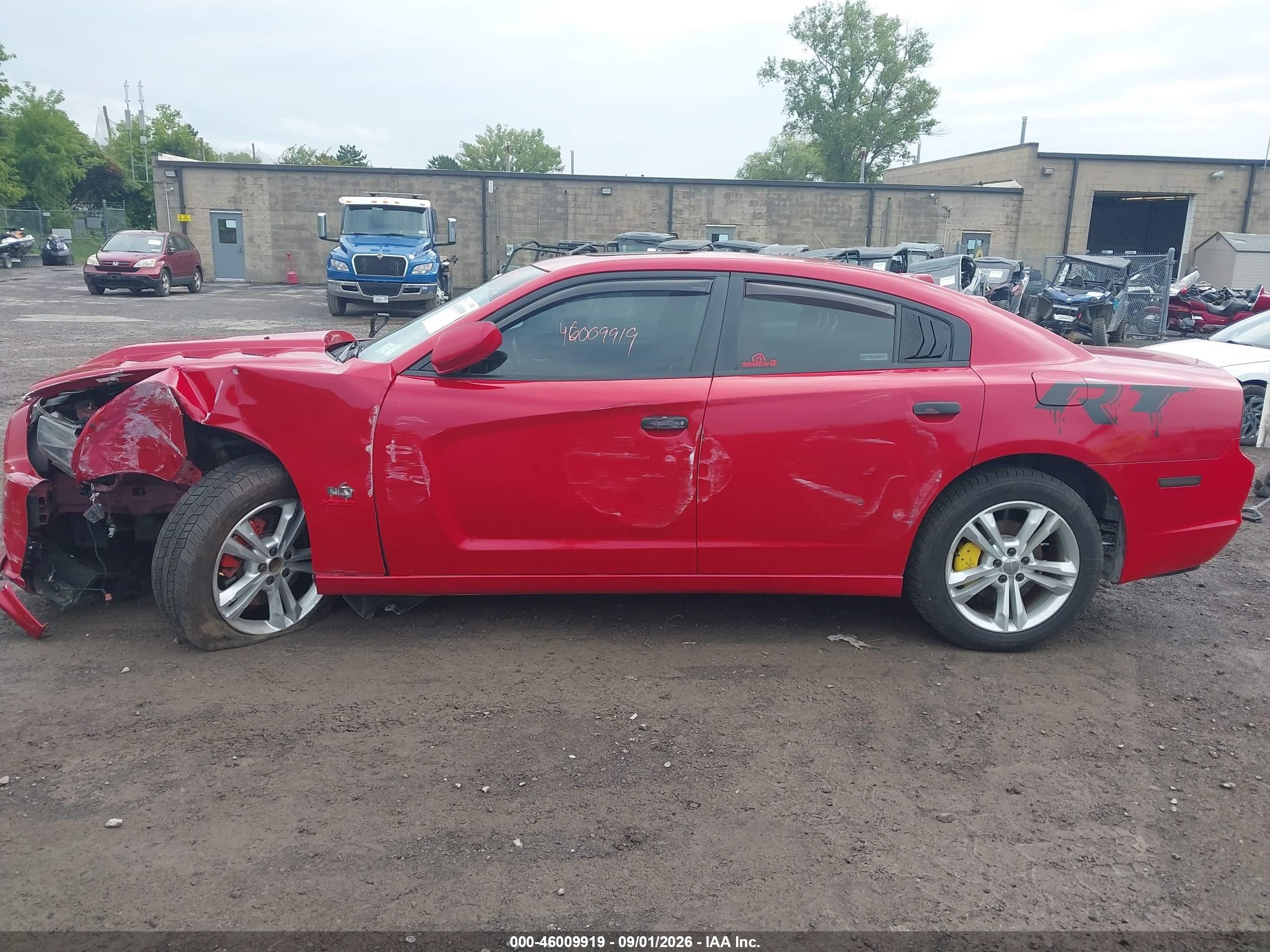 2011 Dodge Charger R/t Red vin: 2B3CM5CT2BH567931