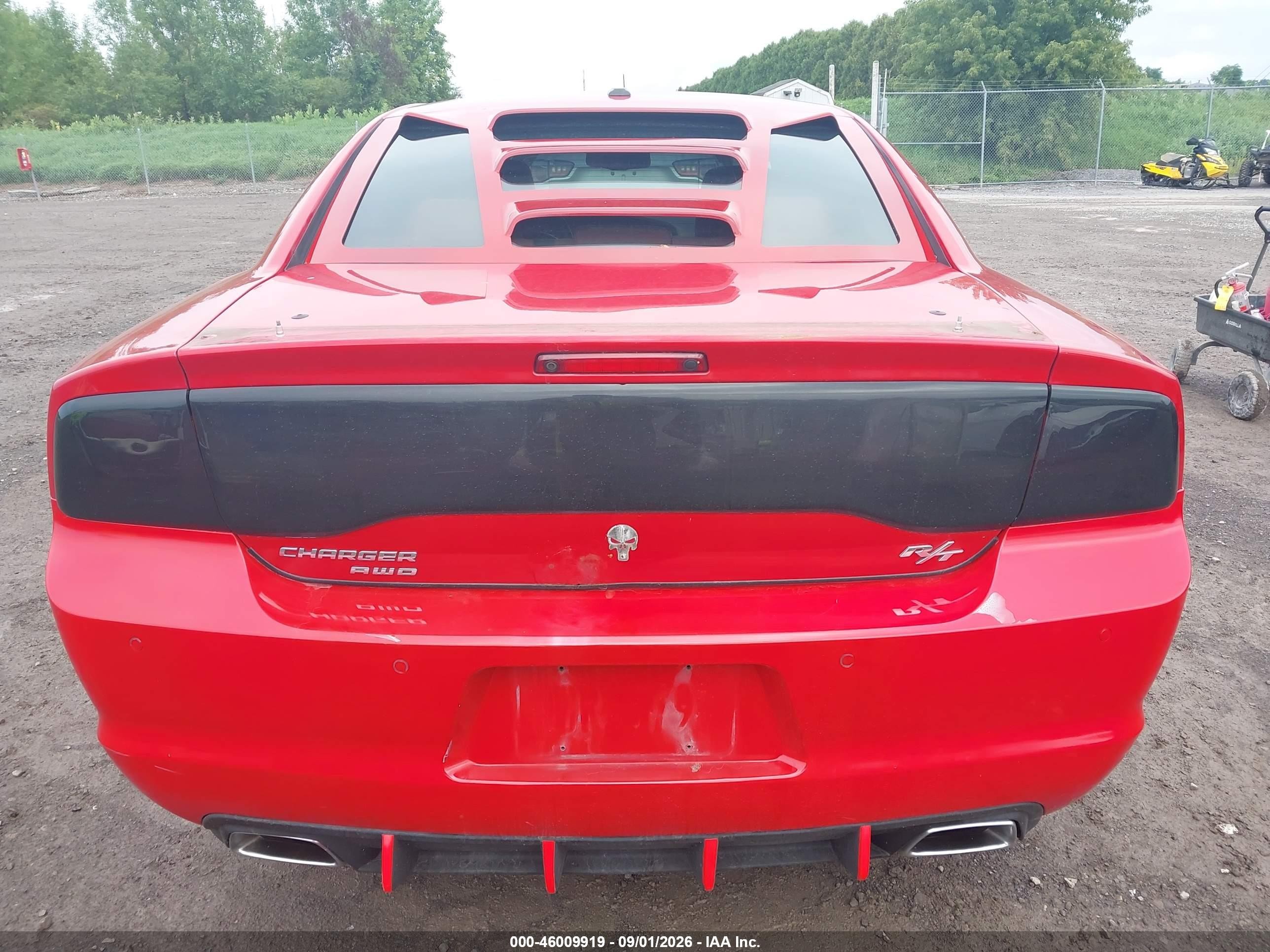 2011 Dodge Charger R/t Red vin: 2B3CM5CT2BH567931