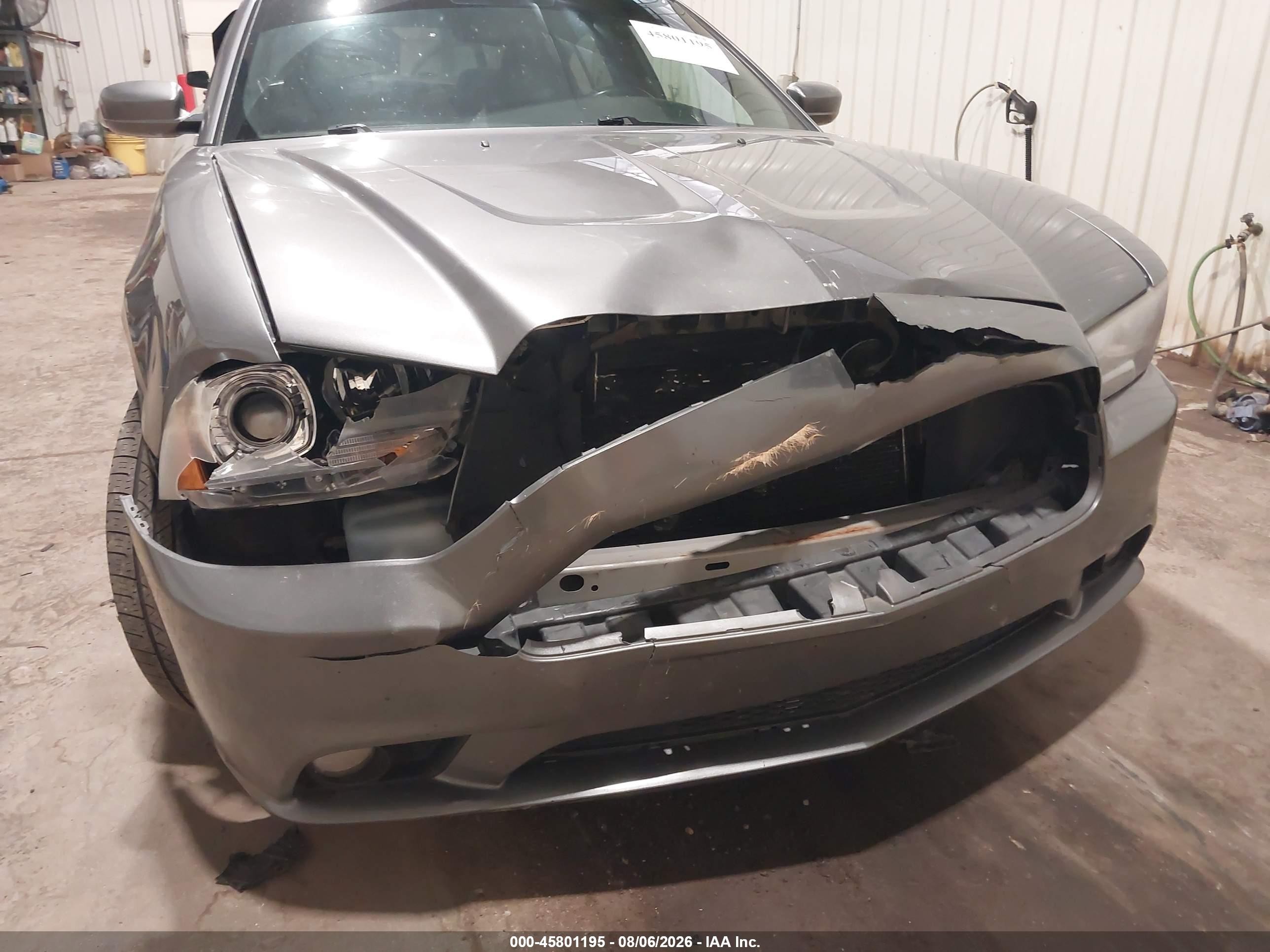 2011 Dodge Charger R/t Серый vin: 2B3CM5CT9BH611214