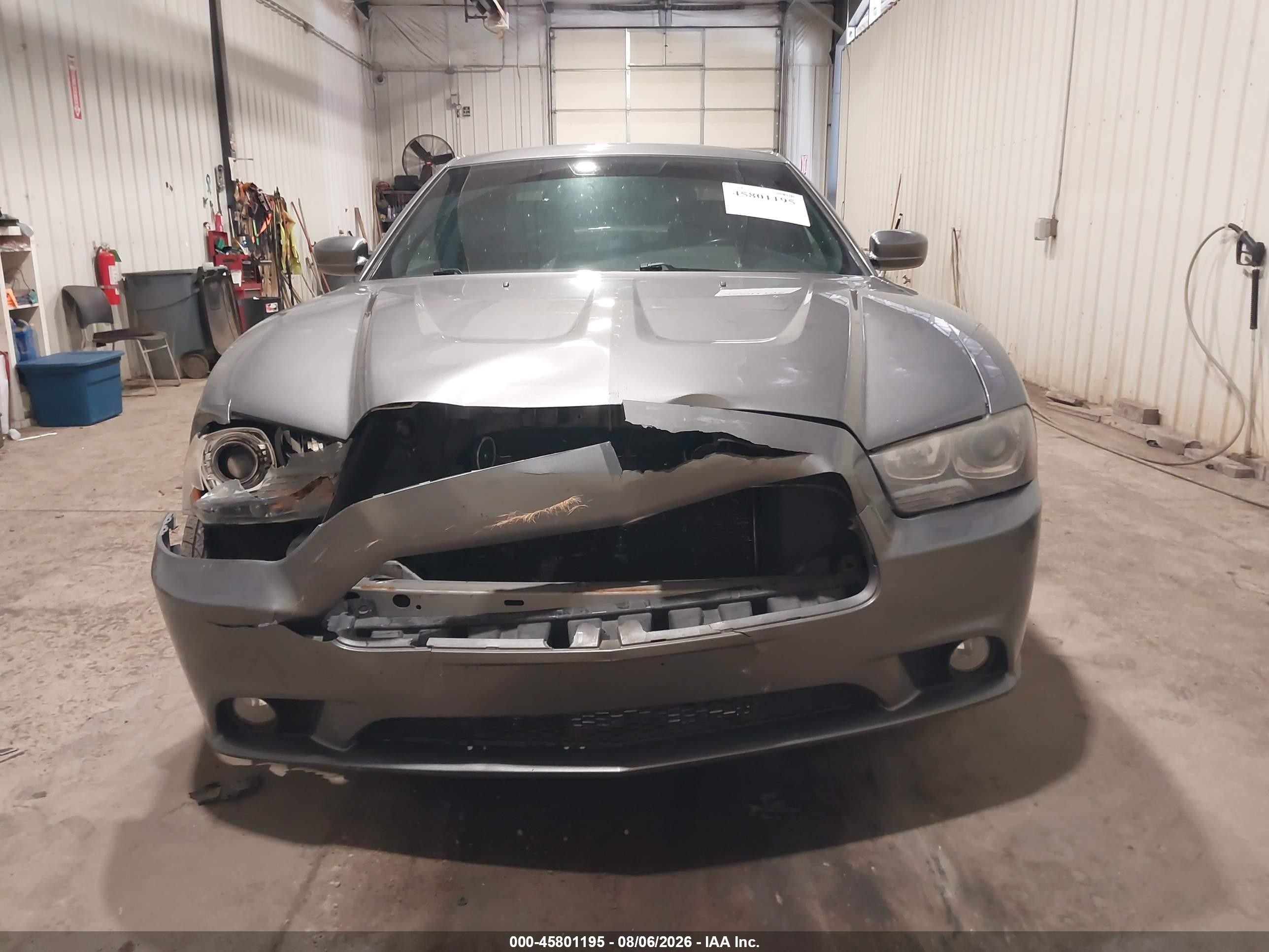 2011 Dodge Charger R/t Серый vin: 2B3CM5CT9BH611214