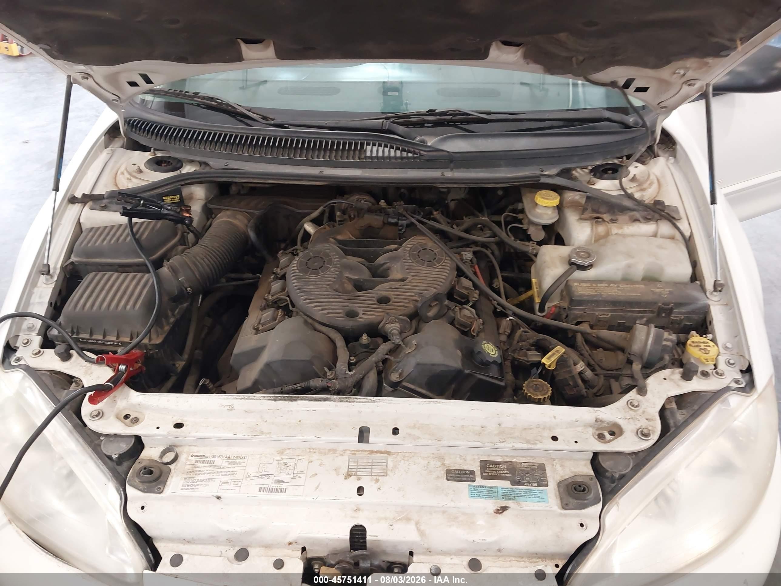 1999 Dodge Intrepid   White vin: 2B3HD46R1XH797841