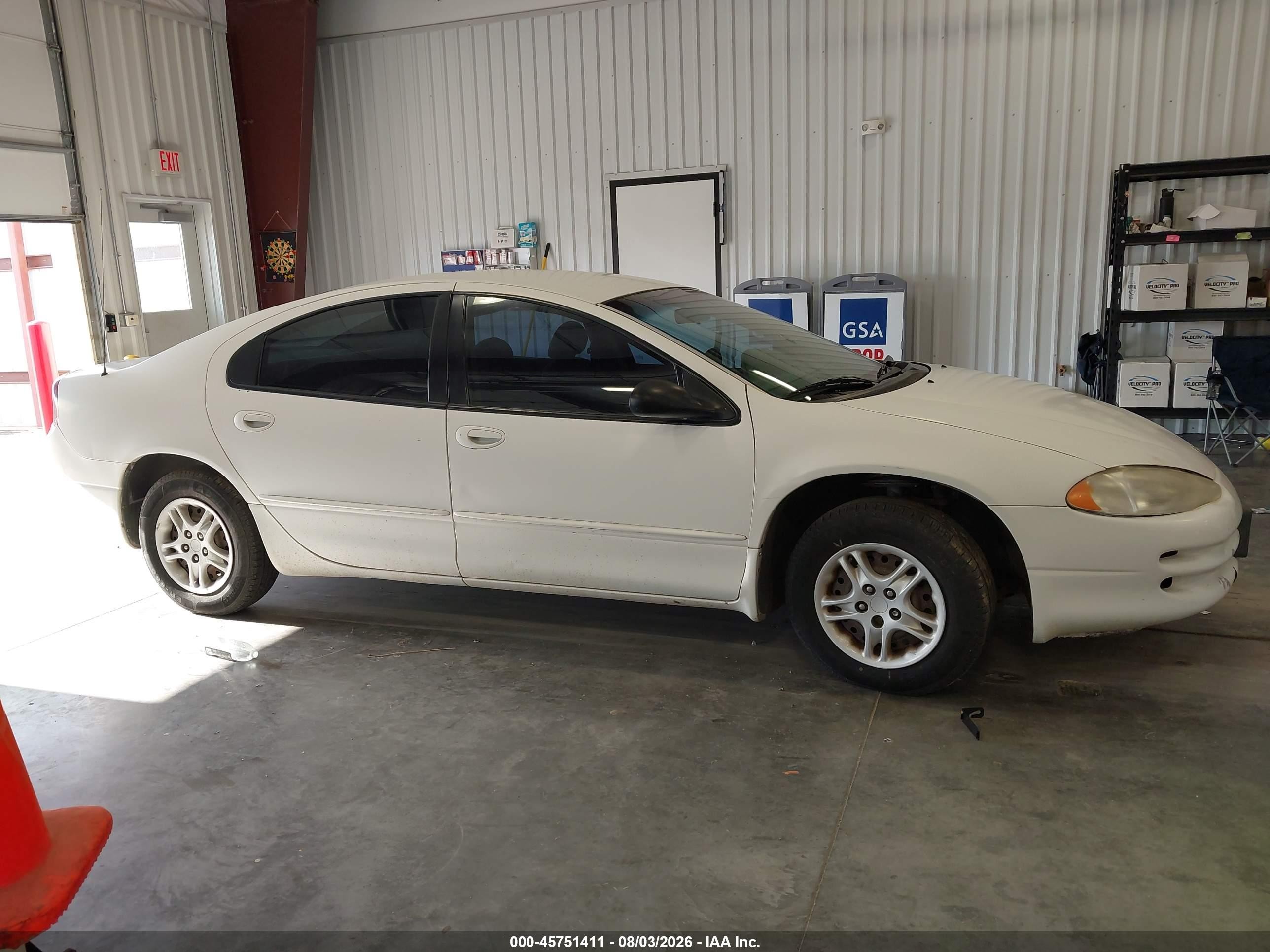 1999 Dodge Intrepid   White vin: 2B3HD46R1XH797841