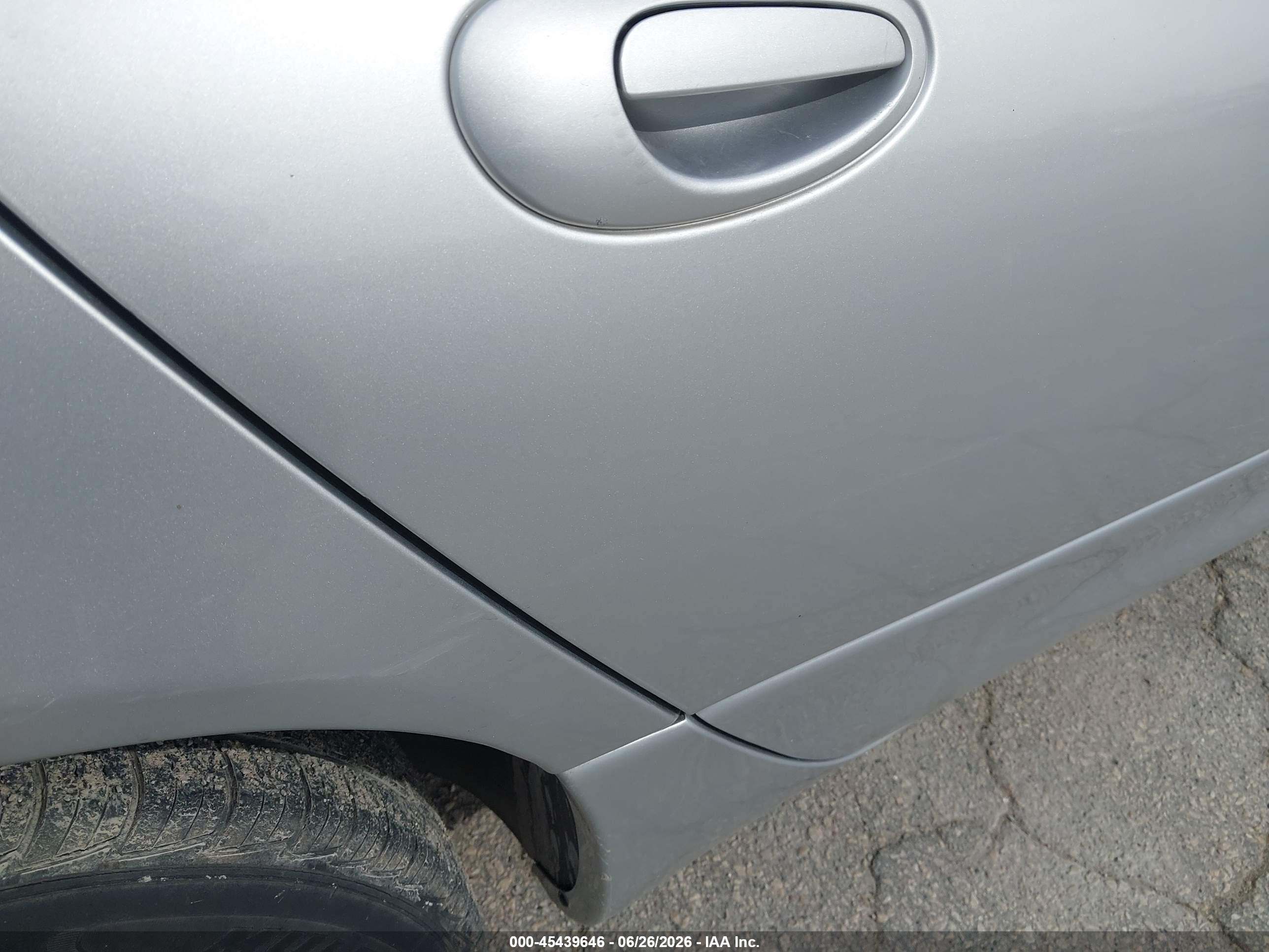 2003 Dodge Intrepid Se Silver vin: 2B3HD46R23H516995
