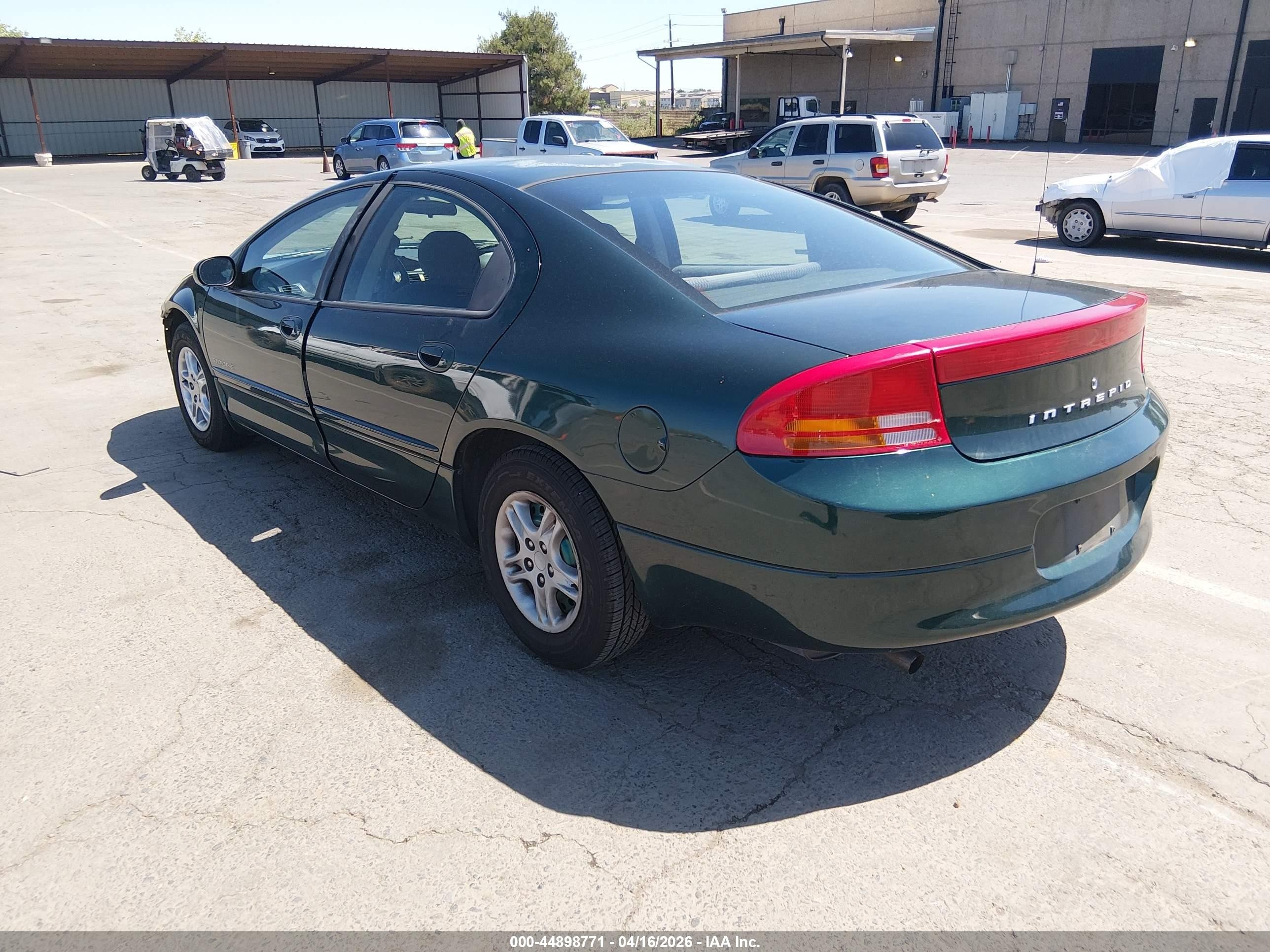 1999 Dodge Intrepid   Green vin: 2B3HD46R5XH668548