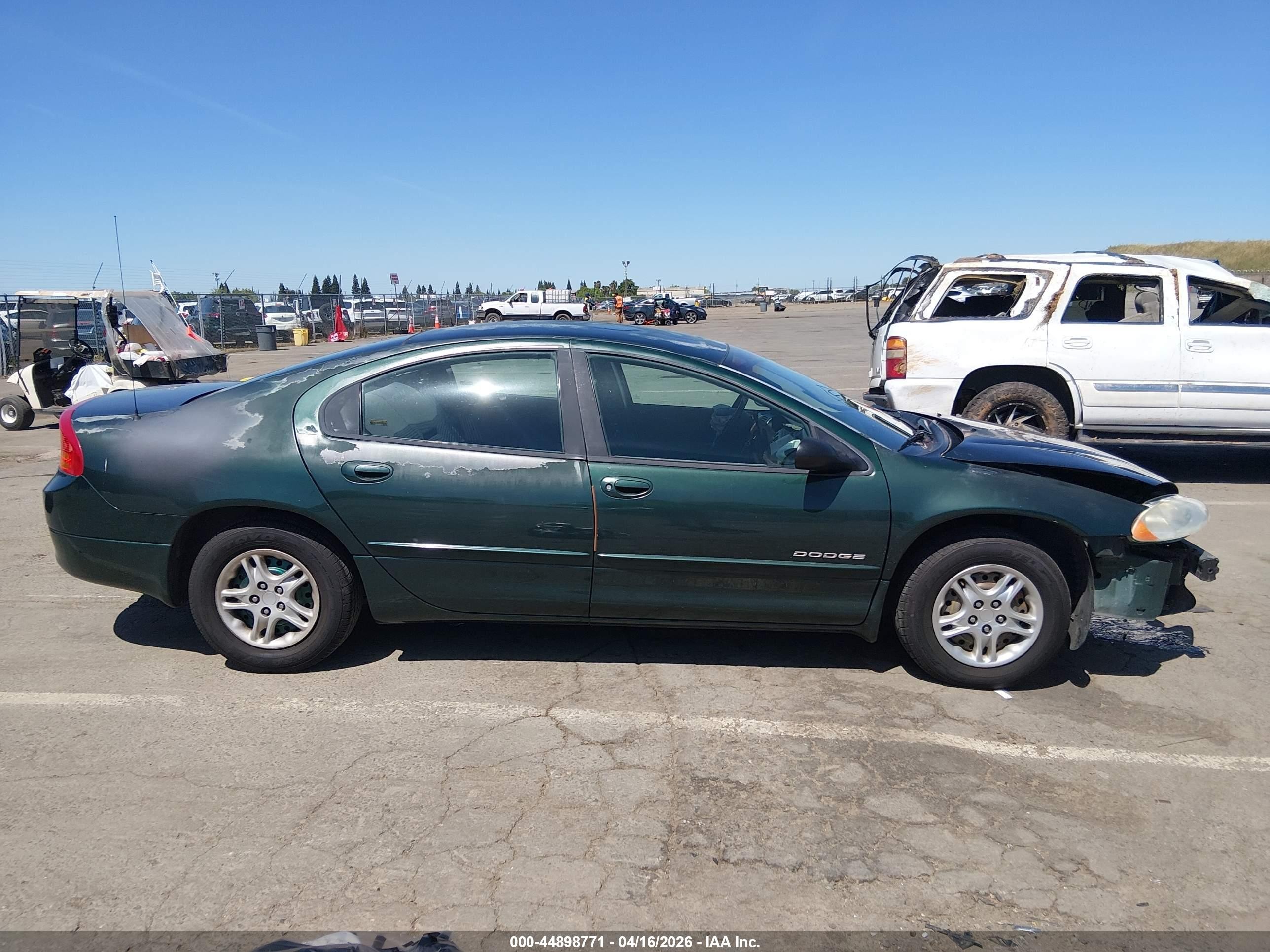1999 Dodge Intrepid   Green vin: 2B3HD46R5XH668548