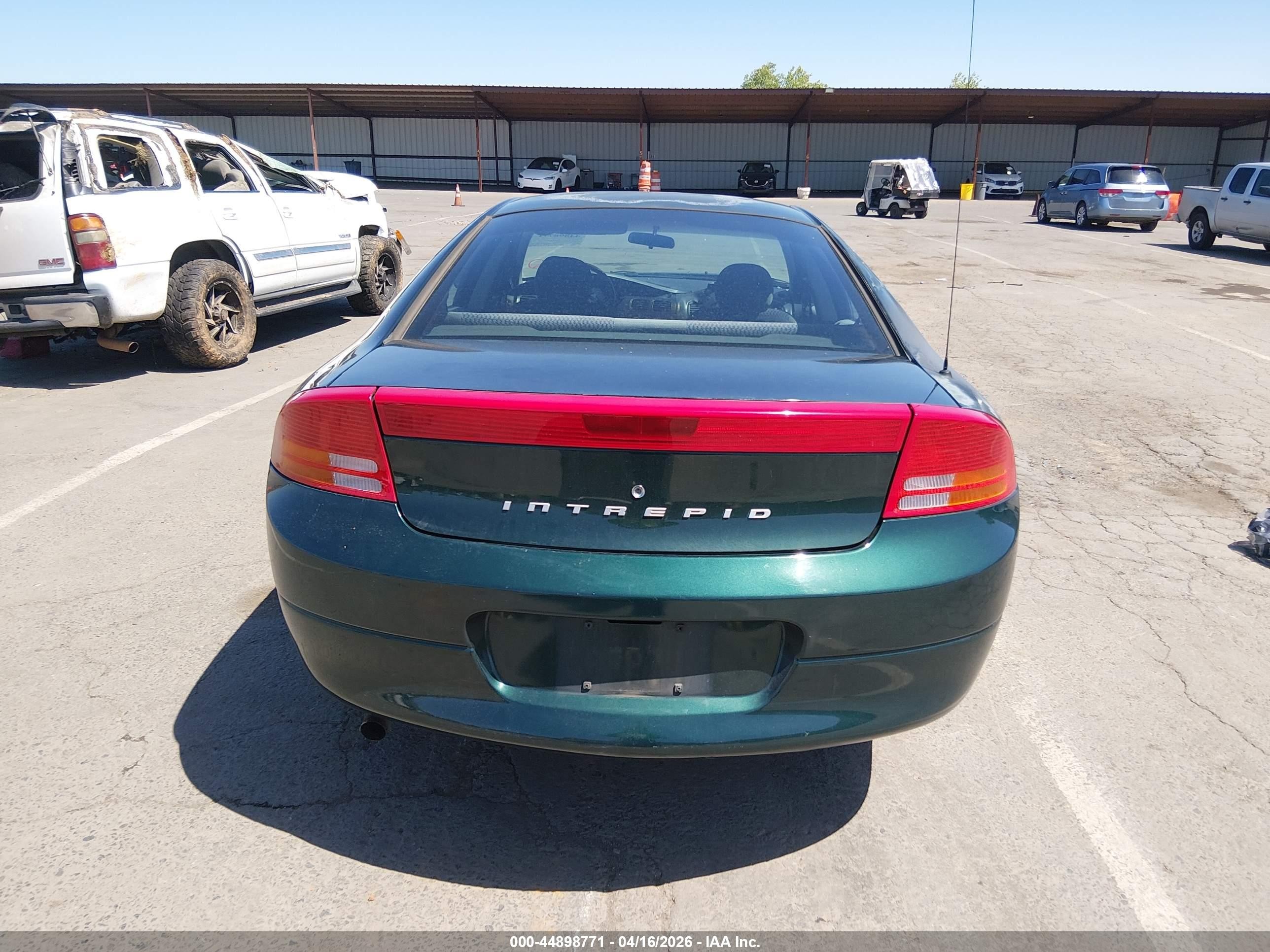 1999 Dodge Intrepid   Green vin: 2B3HD46R5XH668548