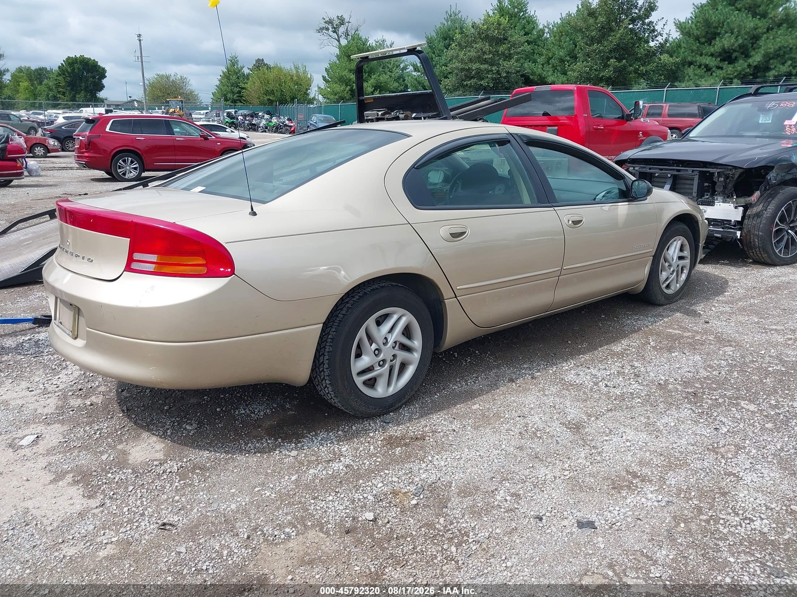 2000 Dodge Intrepid   Gold vin: 2B3HD46R9YH173982