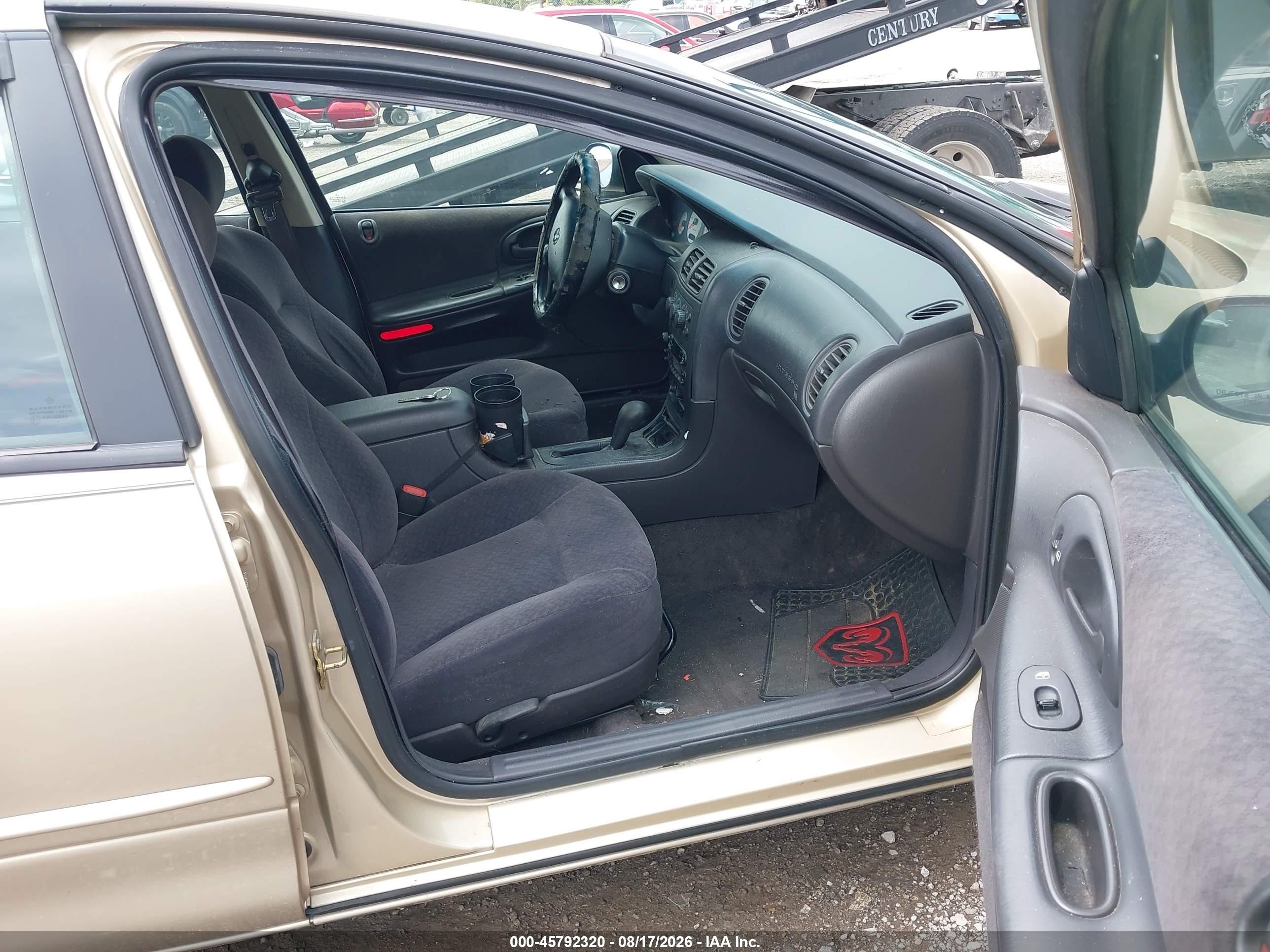 2000 Dodge Intrepid   Gold vin: 2B3HD46R9YH173982
