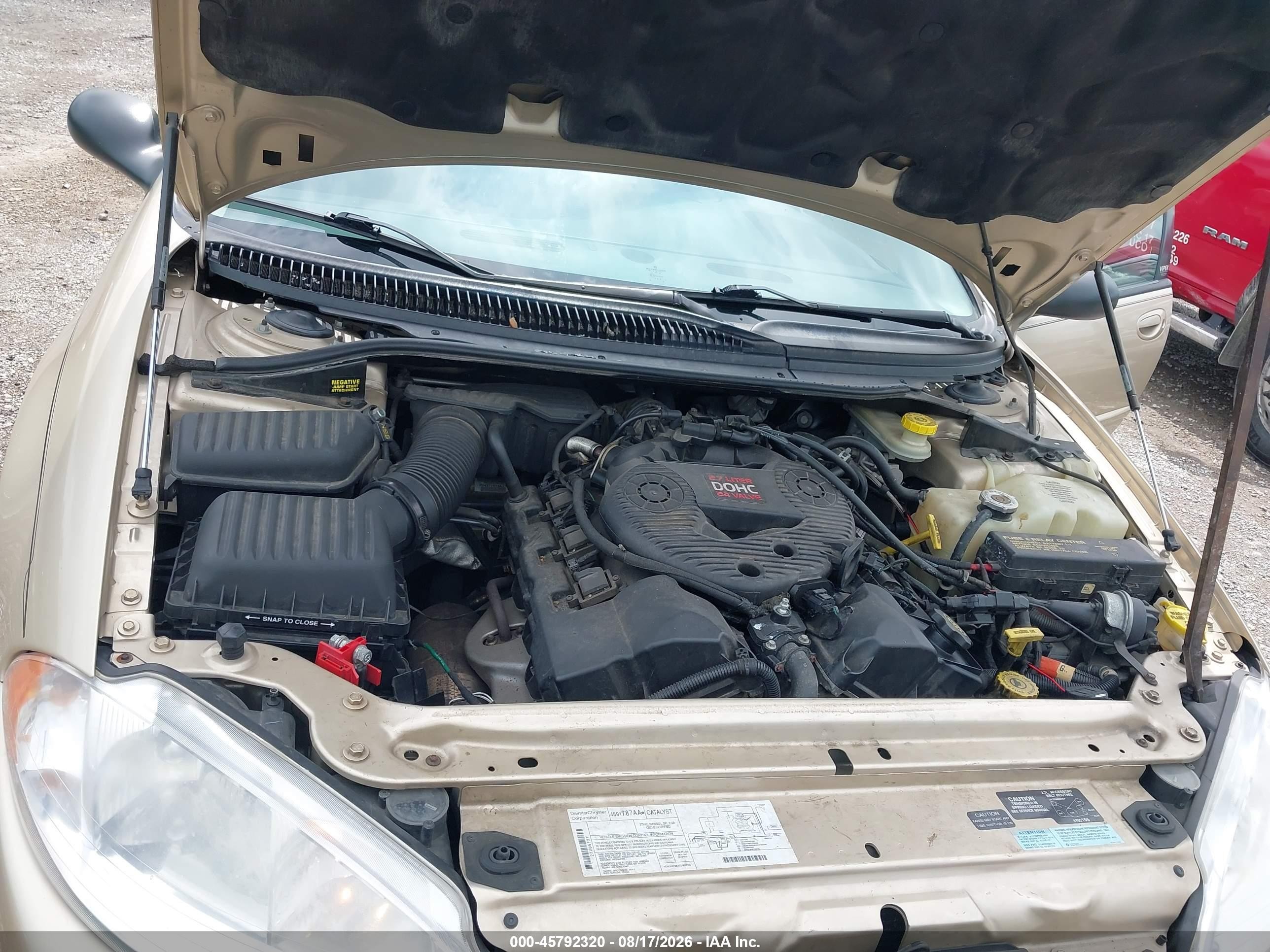 2000 Dodge Intrepid   Gold vin: 2B3HD46R9YH173982
