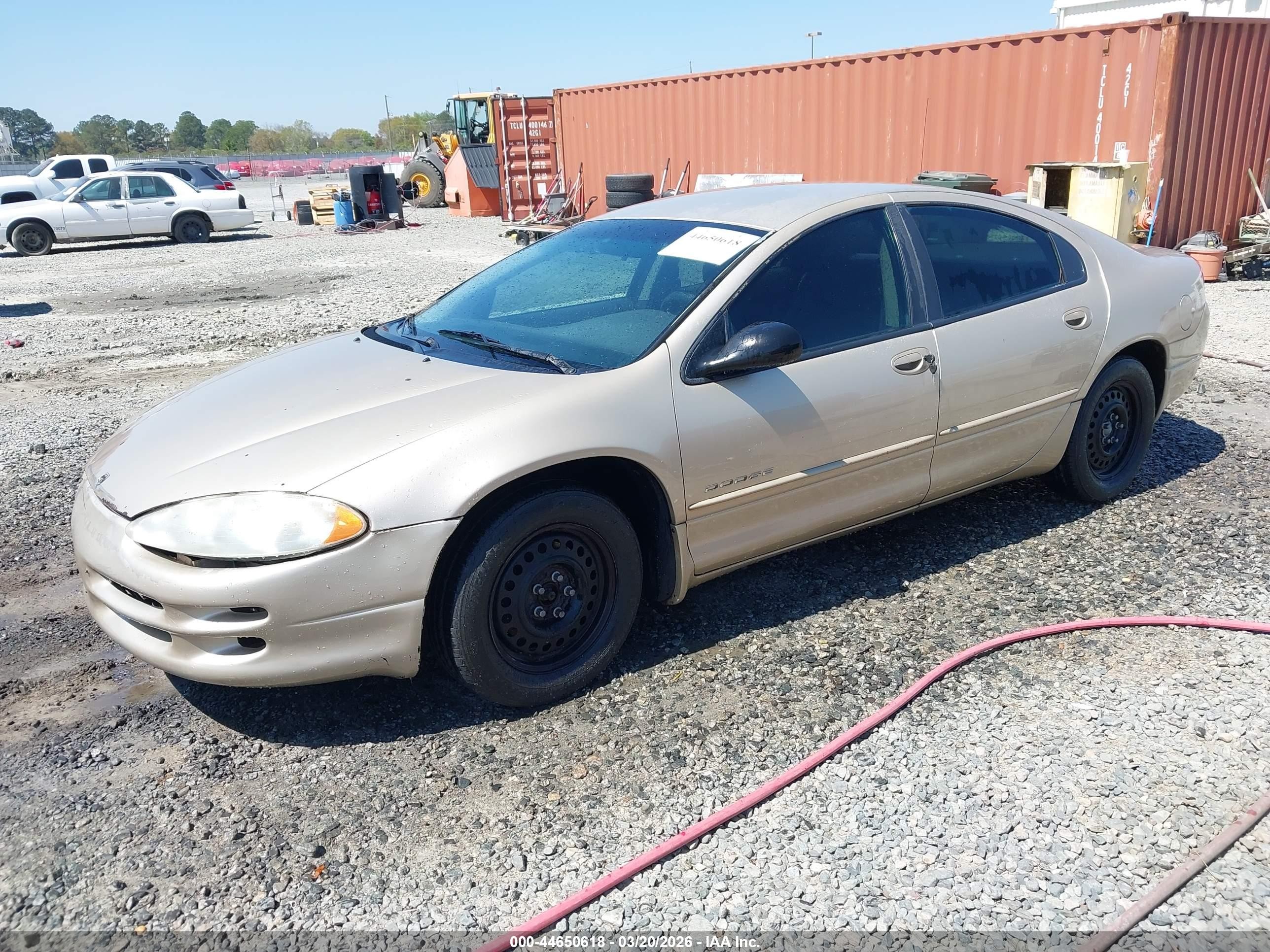 2000 Dodge Intrepid   Gold vin: 2B3HD46R9YH276514