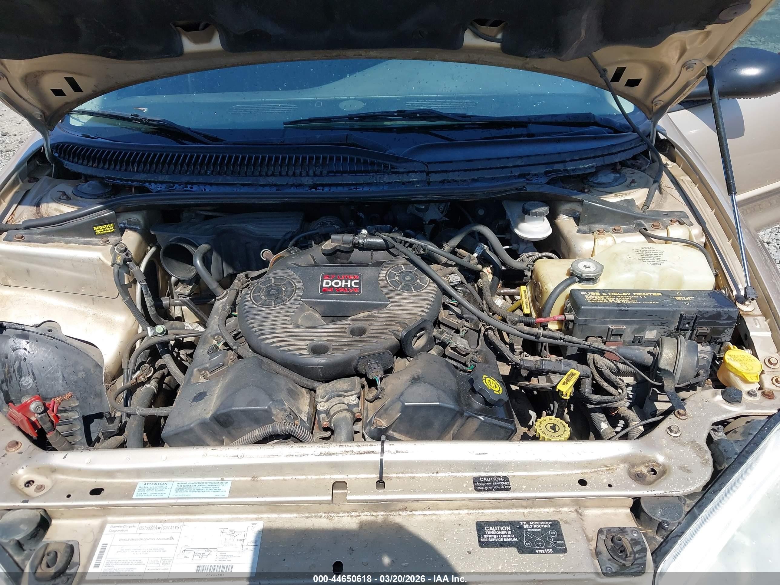 2000 Dodge Intrepid   Gold vin: 2B3HD46R9YH276514
