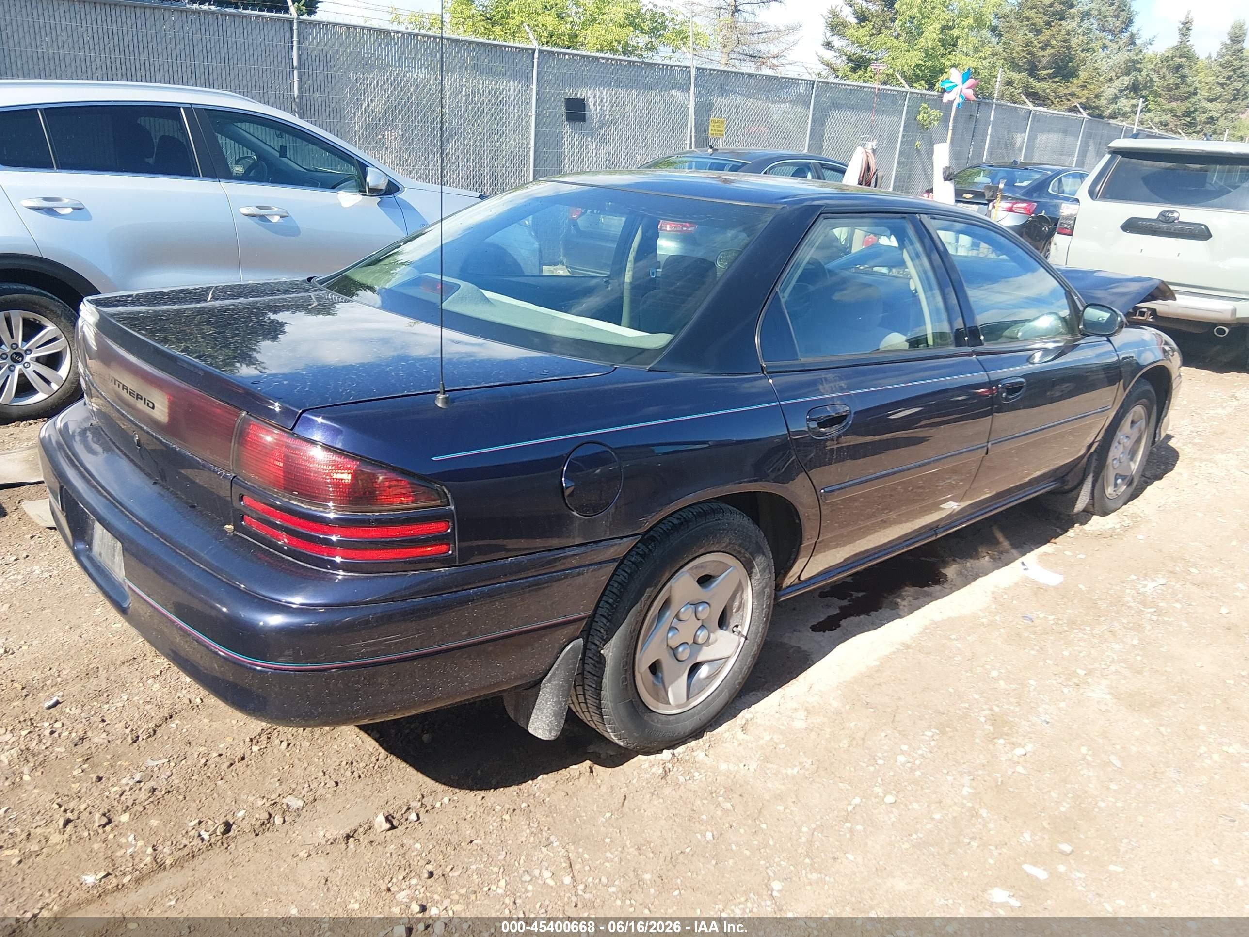 1997 Dodge Intrepid   Purple vin: 2B3HD46T1VH692418
