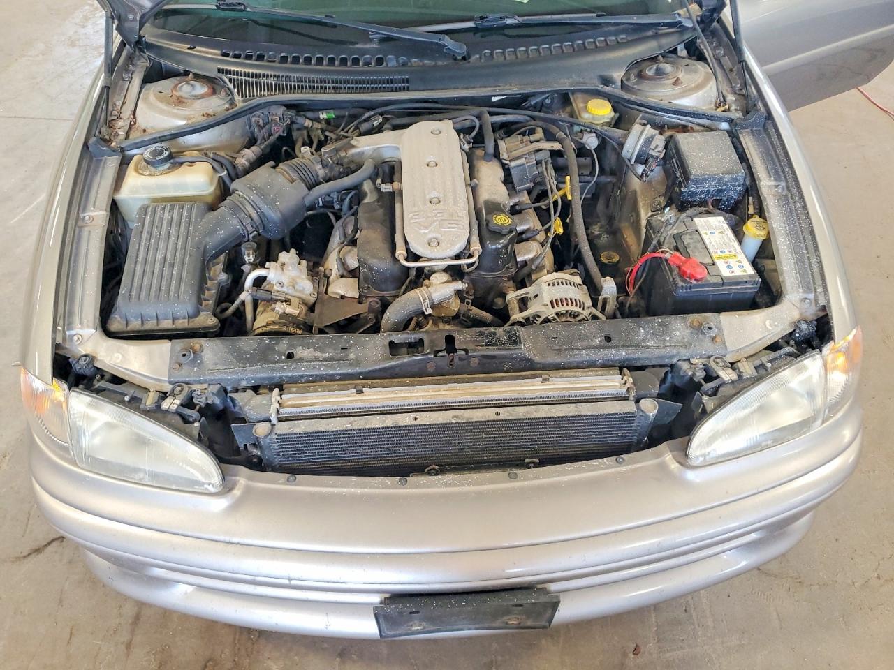 1997 Dodge Intrepid Silver vin: 2B3HD46T6VH785922