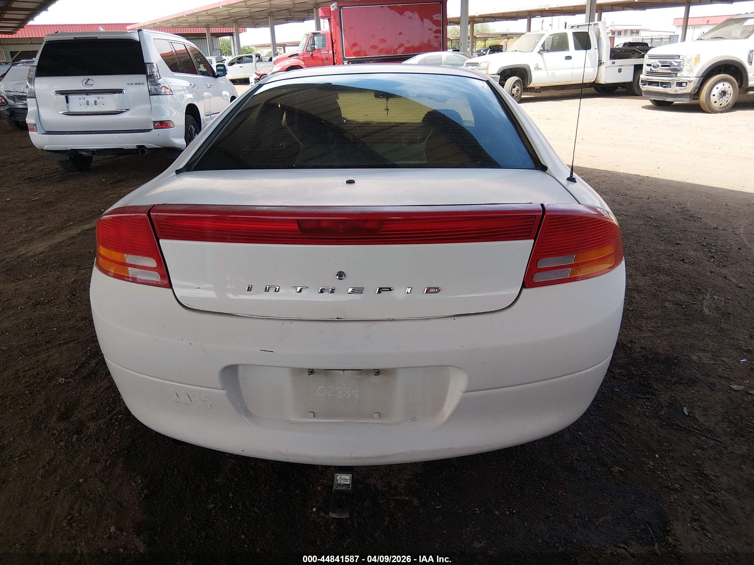 2002 Dodge Intrepid Se White vin: 2B3HD46V62H232748