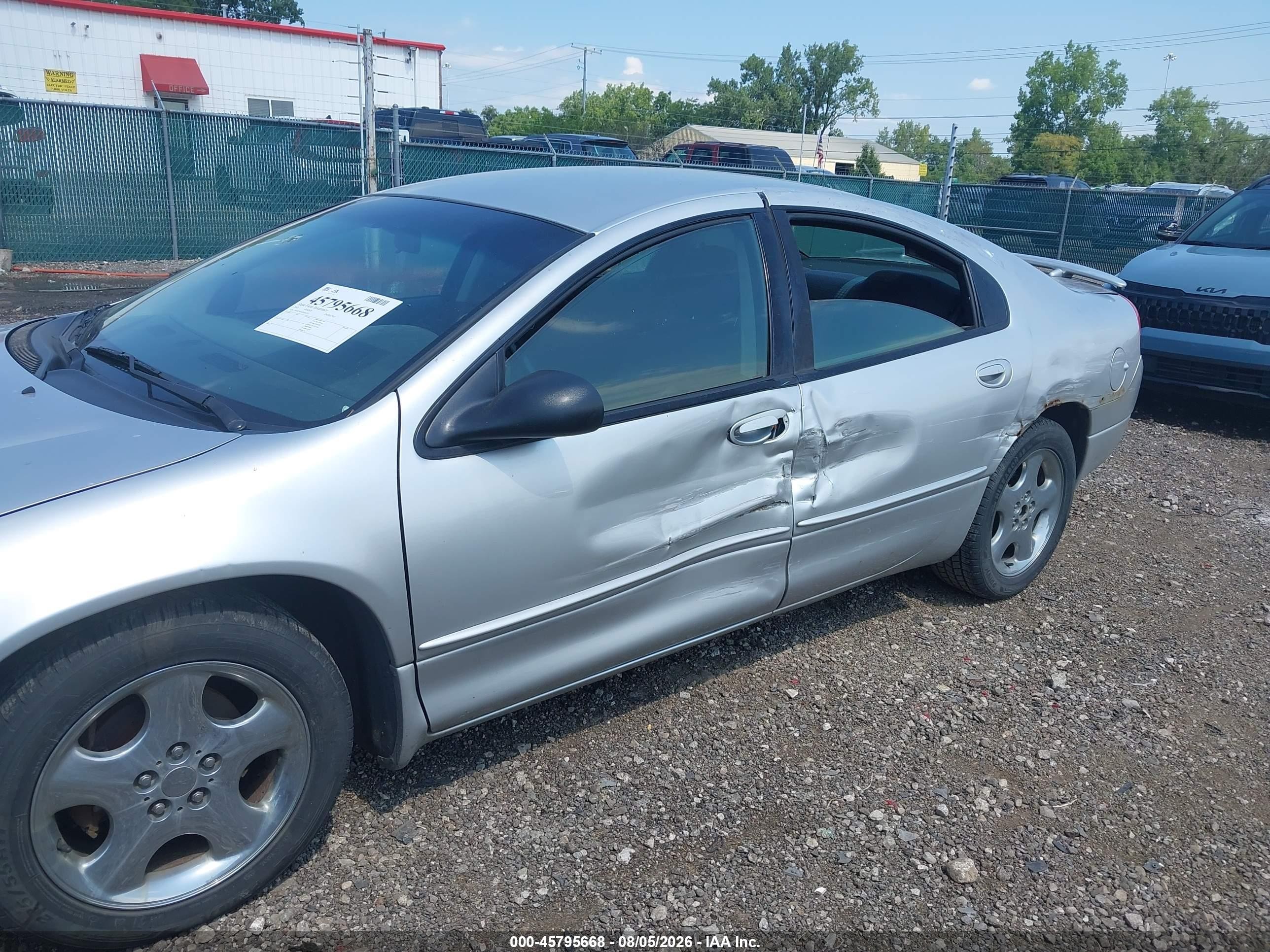 2002 Dodge Intrepid Es Silver vin: 2B3HD56G92H261331