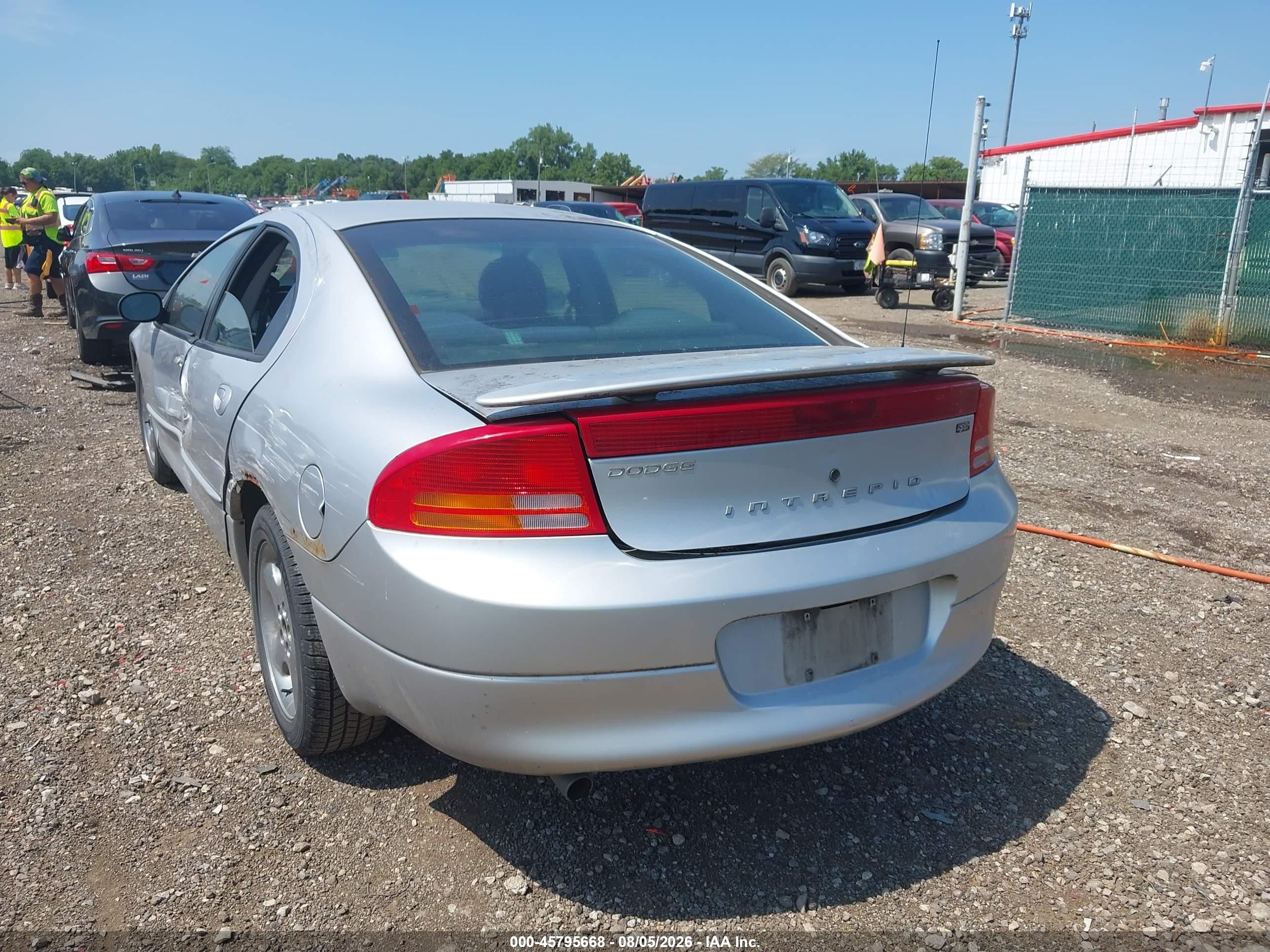 2002 Dodge Intrepid Es Silver vin: 2B3HD56G92H261331