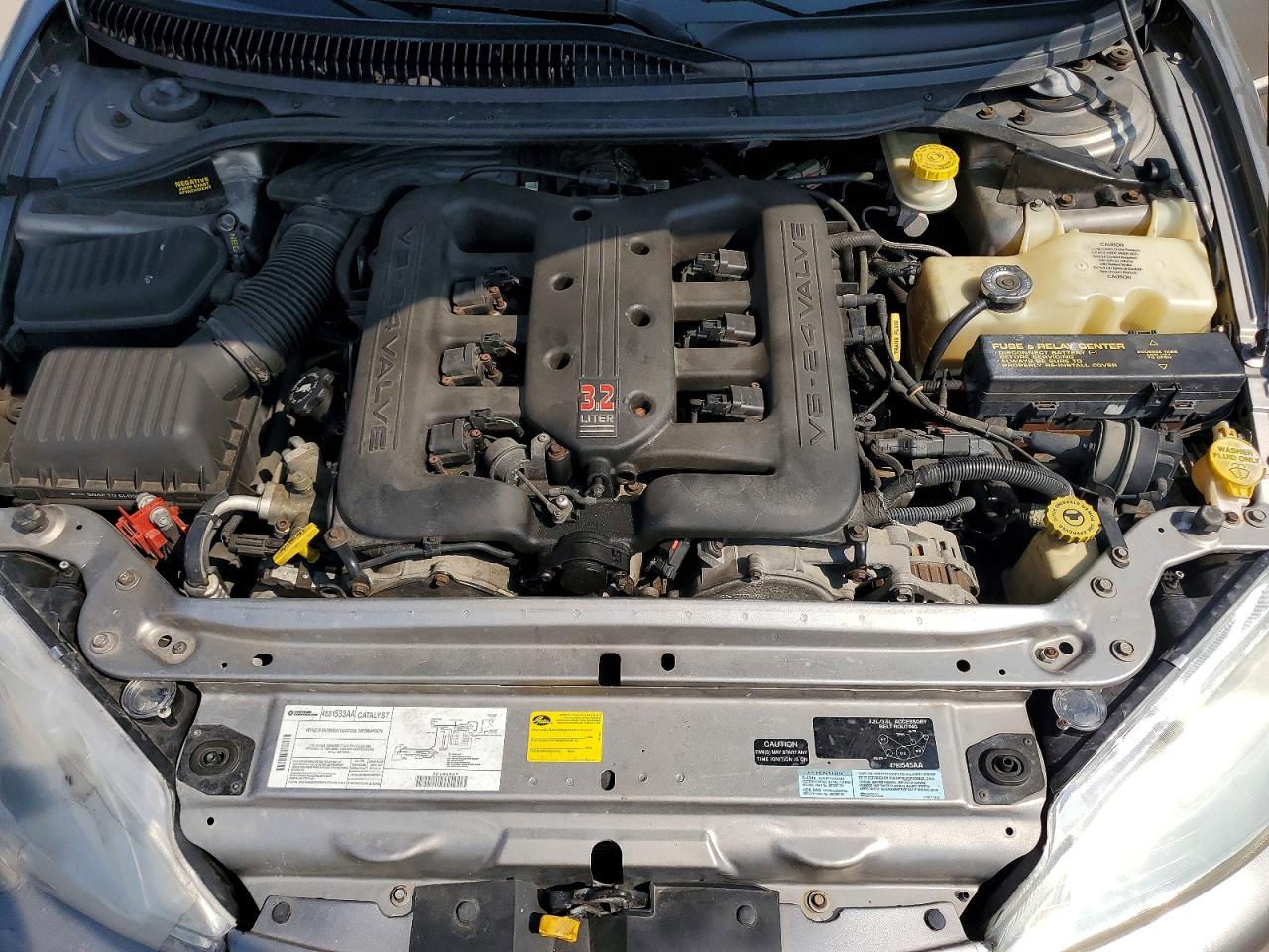 1999 Dodge Intrepid Es Silver vin: 2B3HD56J3XH611328