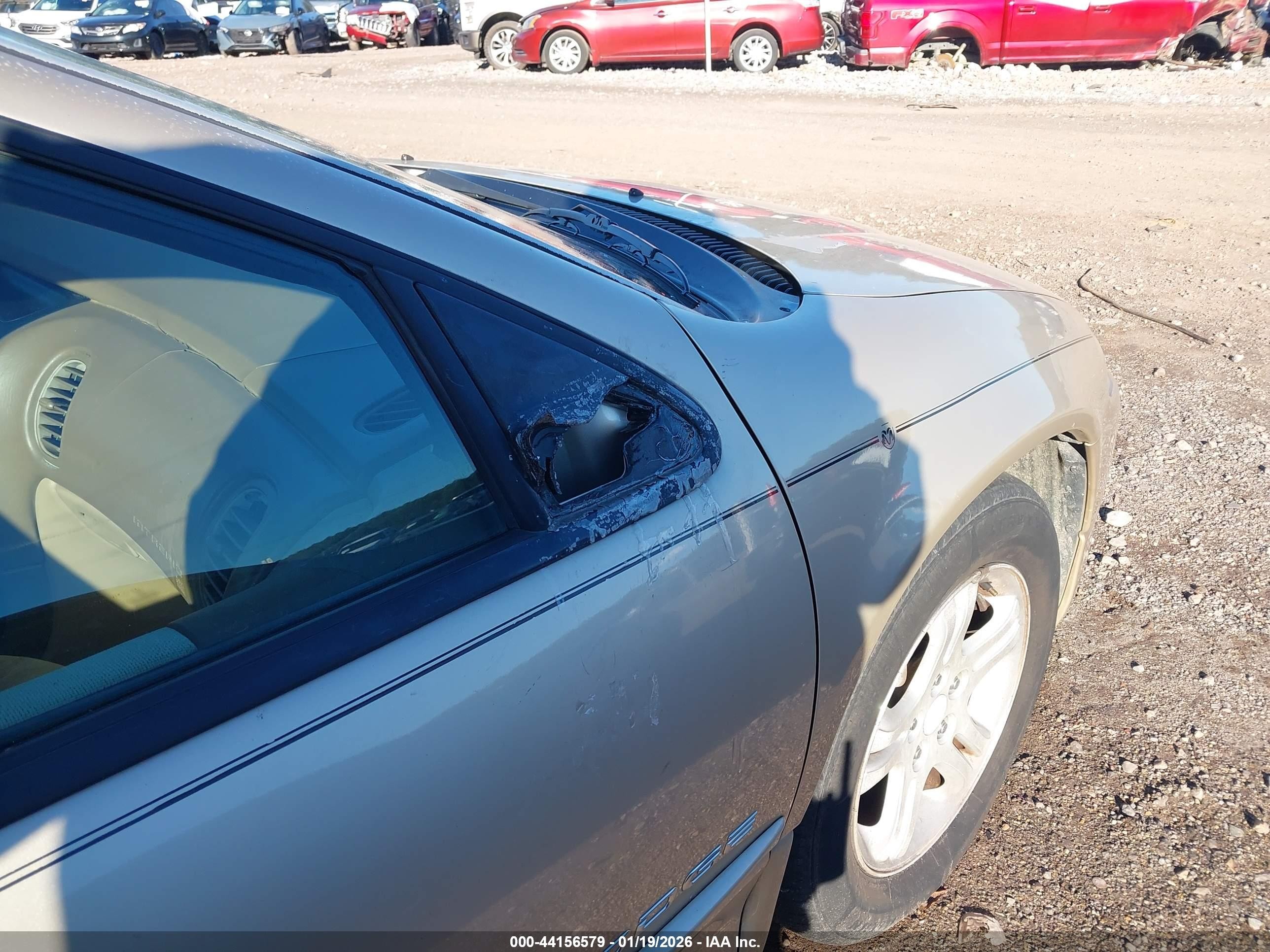 1999 Dodge Intrepid Es Champagne vin: 2B3HD56J4XH646587