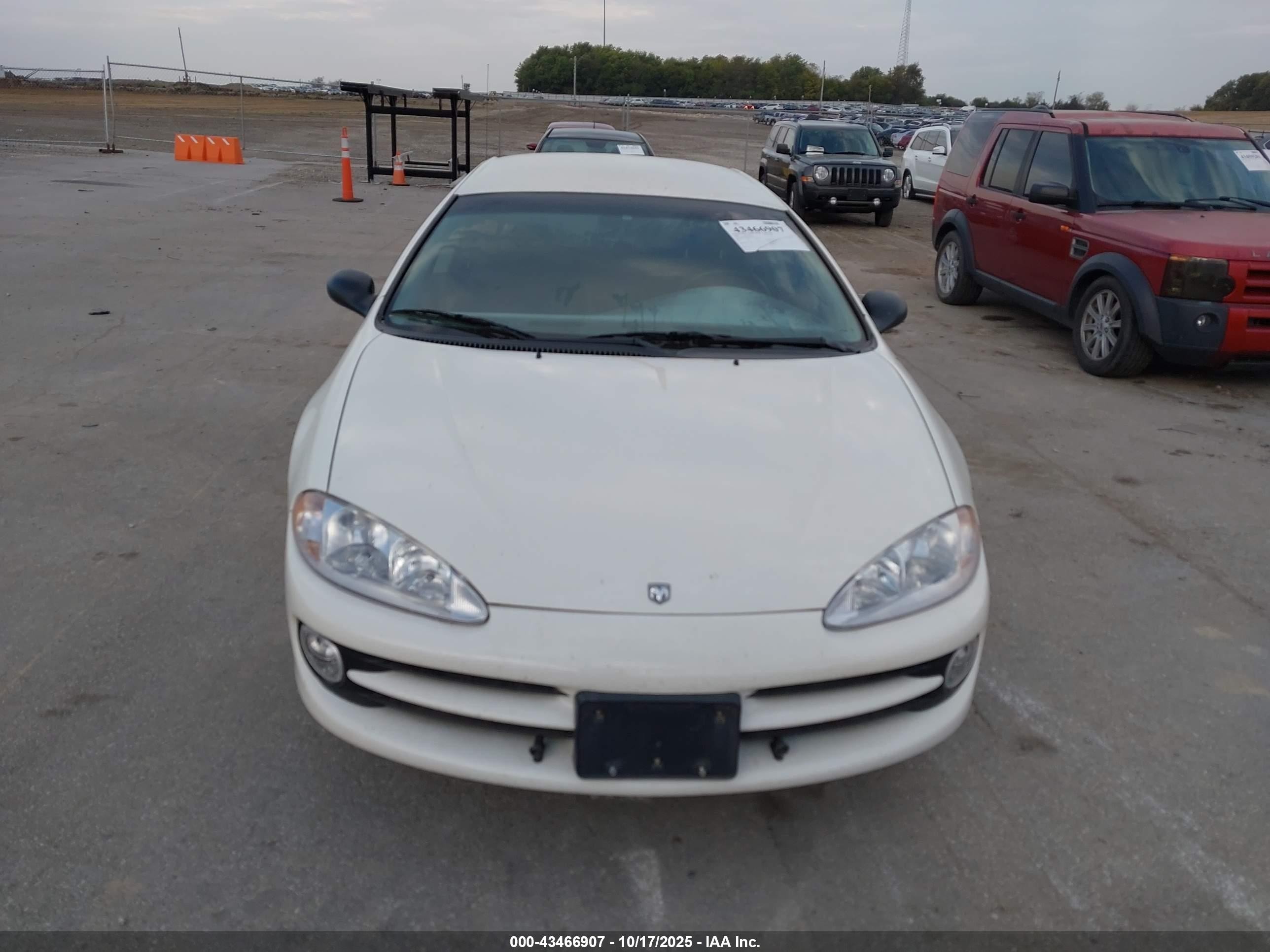 2000 Dodge Intrepid R/t White vin: 2B3HD76V8YH425879