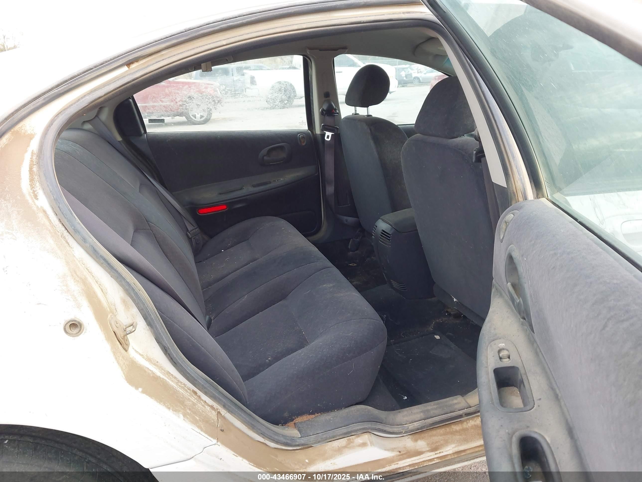 2000 Dodge Intrepid R/t White vin: 2B3HD76V8YH425879