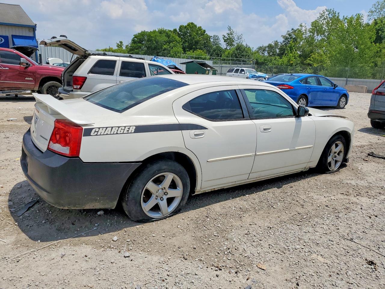 2009 Dodge Charger Белый vin: 2B3KA43D19H555187