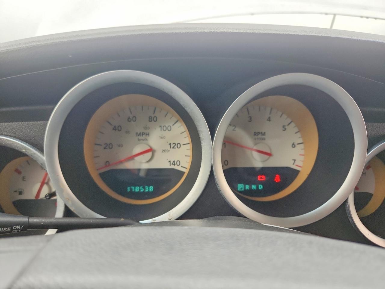 2007 Dodge Charger Se/sxt Серебряный vin: 2B3KA43G07H795953
