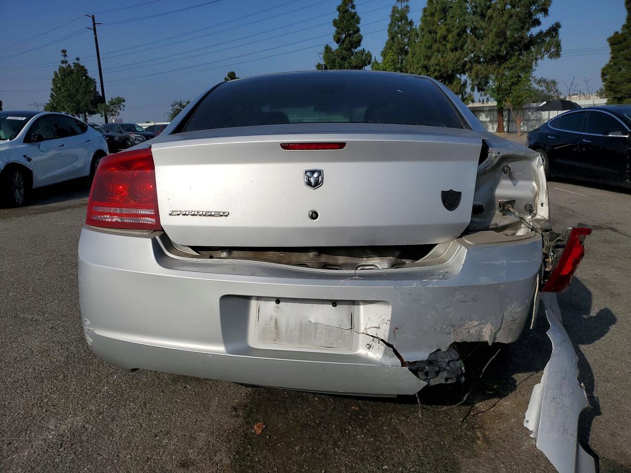 2008 Dodge Charger Silver vin: 2B3KA43G08H196729