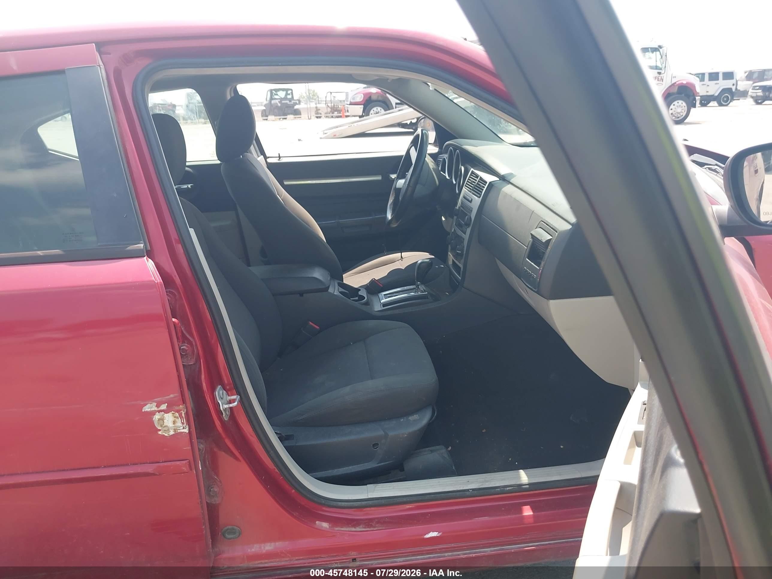 2007 Dodge Charger   Red vin: 2B3KA43G17H719755