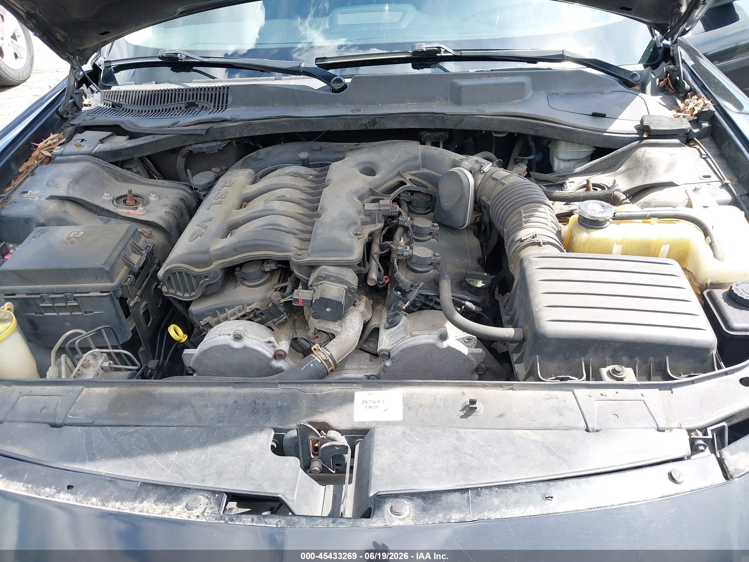 2008 Dodge Charger   Black vin: 2B3KA43G18H173248