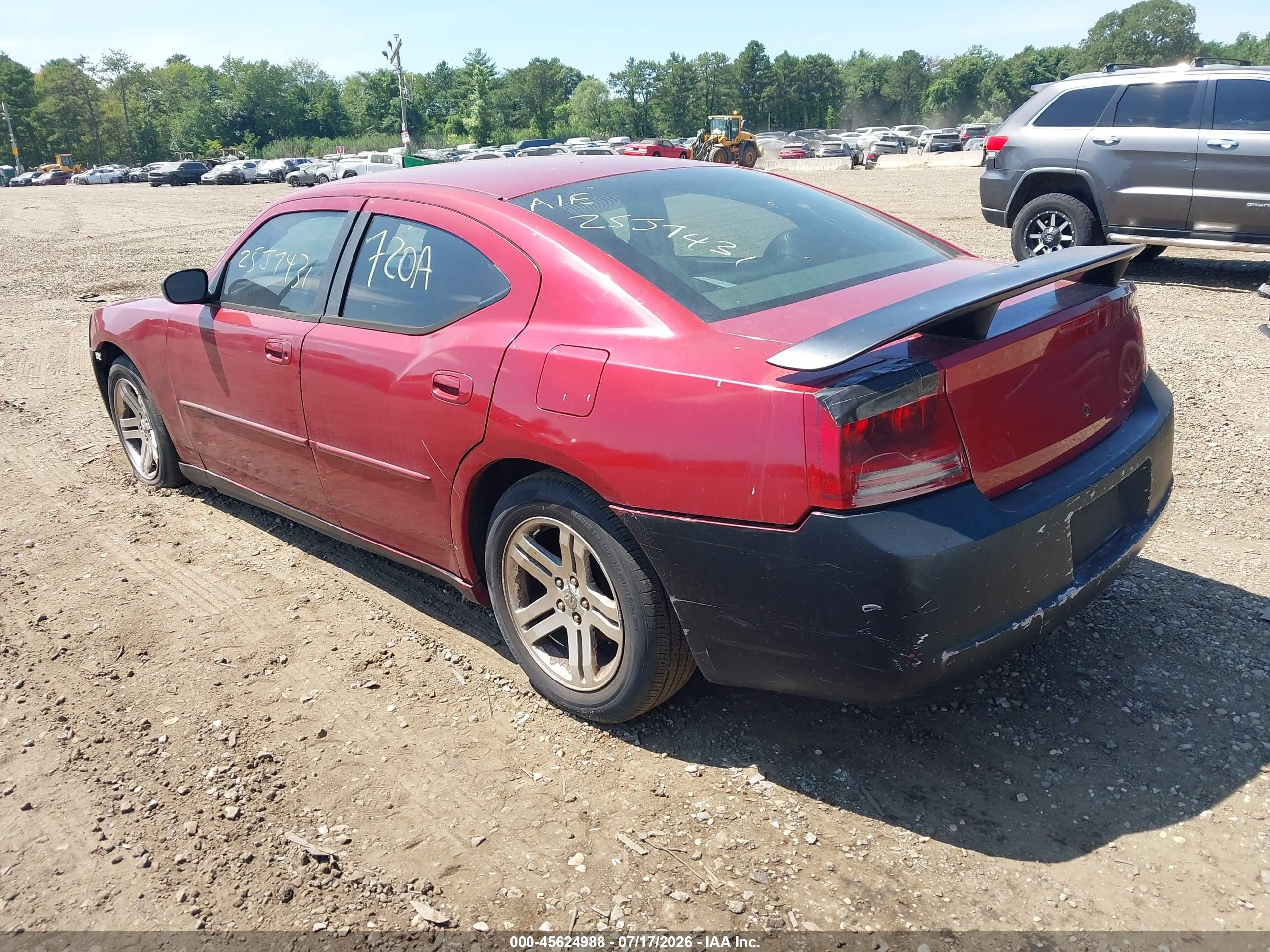 2006 Dodge Charger   Red vin: 2B3KA43G36H185592
