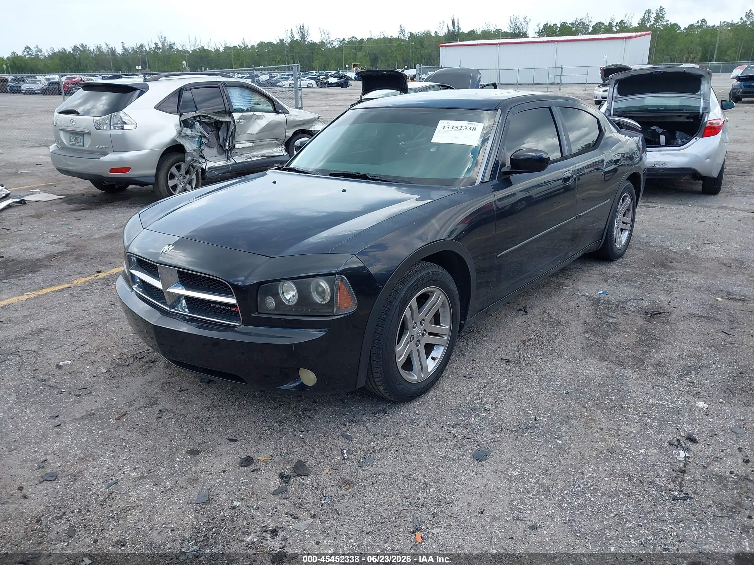 2006 Dodge Charger   Black vin: 2B3KA43G56H233206