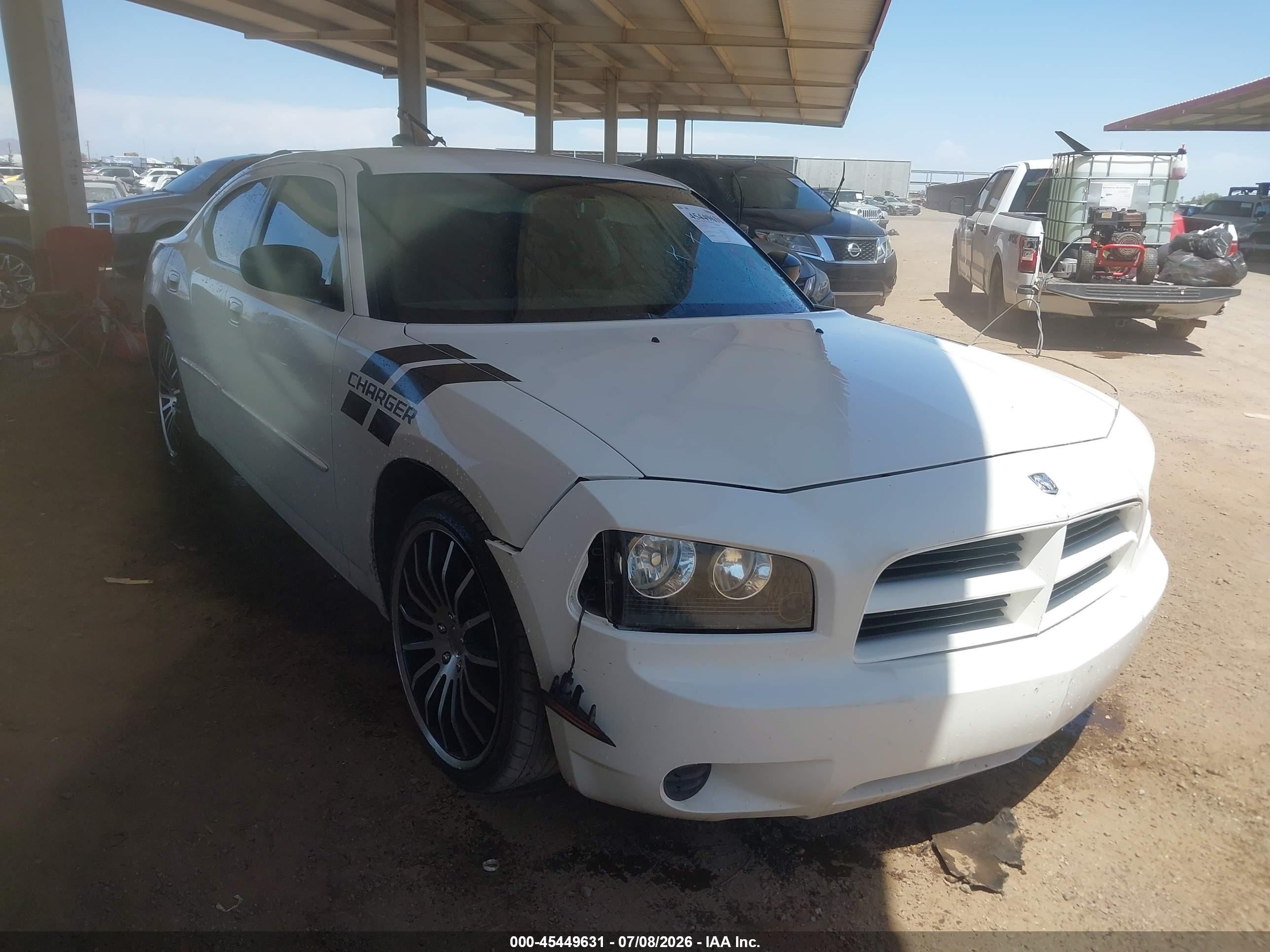 2008 Dodge Charger   White vin: 2B3KA43G58H244712