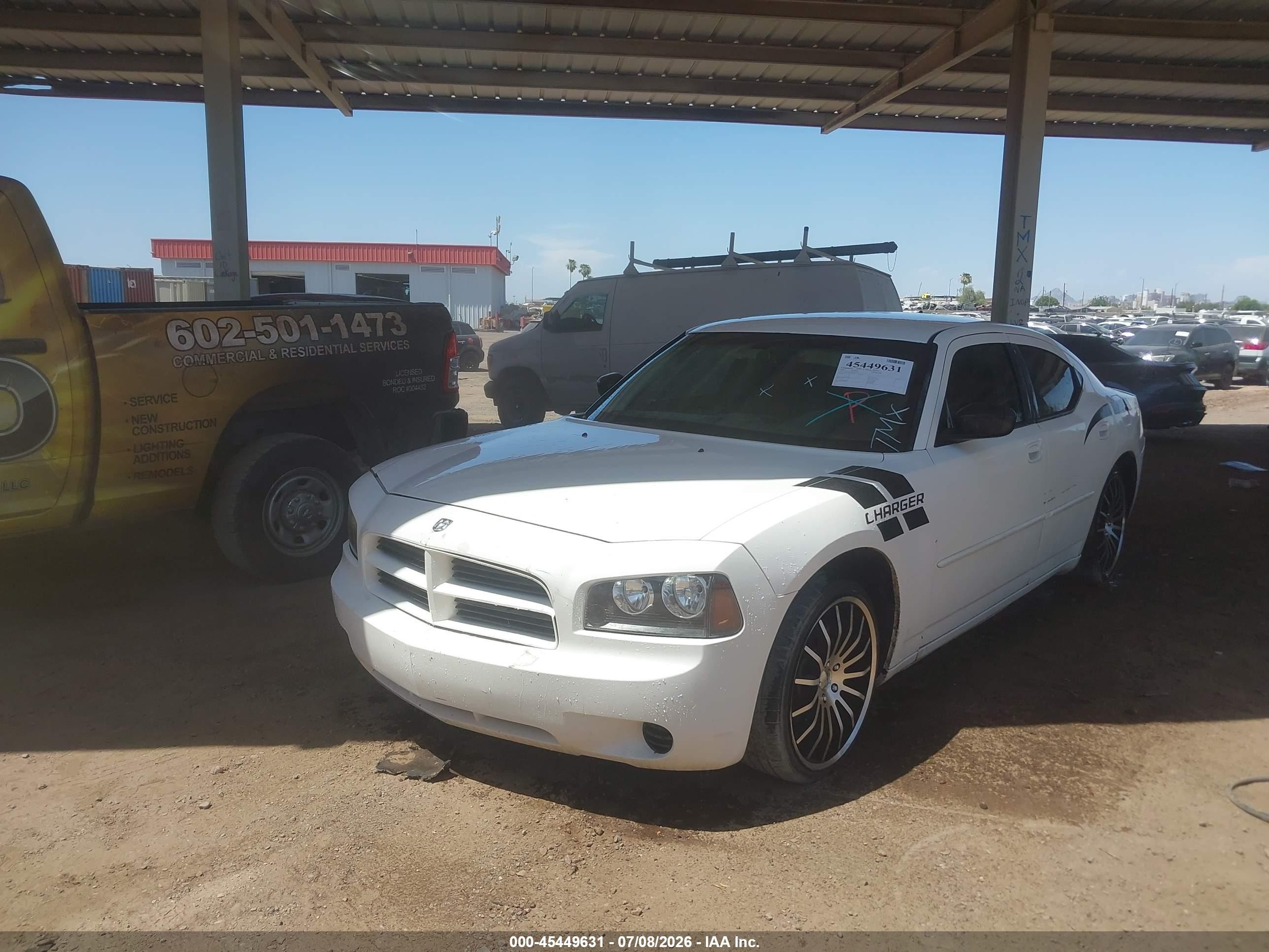2008 Dodge Charger   White vin: 2B3KA43G58H244712