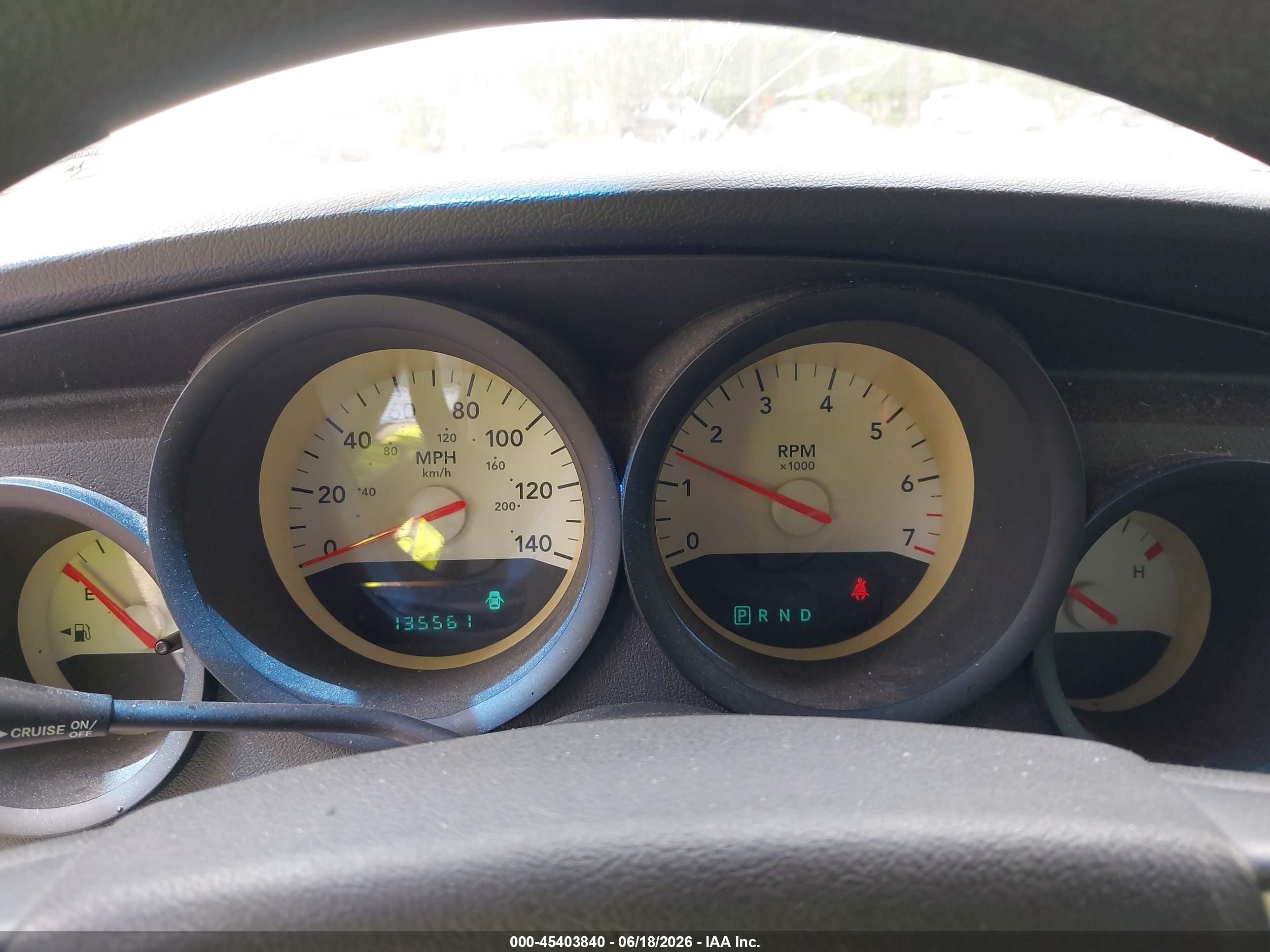 2007 Dodge Charger   Silver vin: 2B3KA43G77H863522